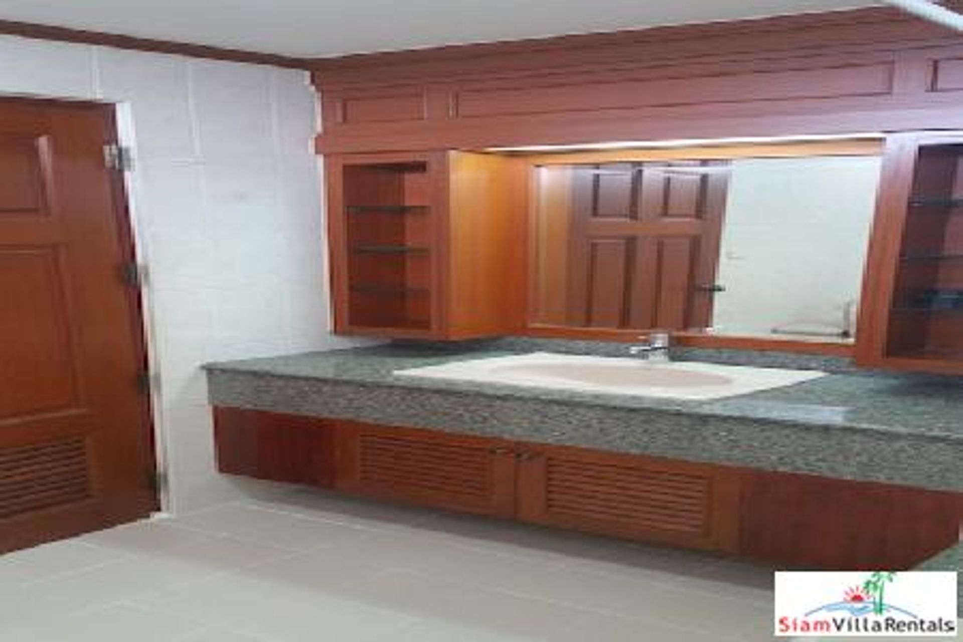 Condominium dans Watthana, Krung Thep Maha Nakhon 11391219