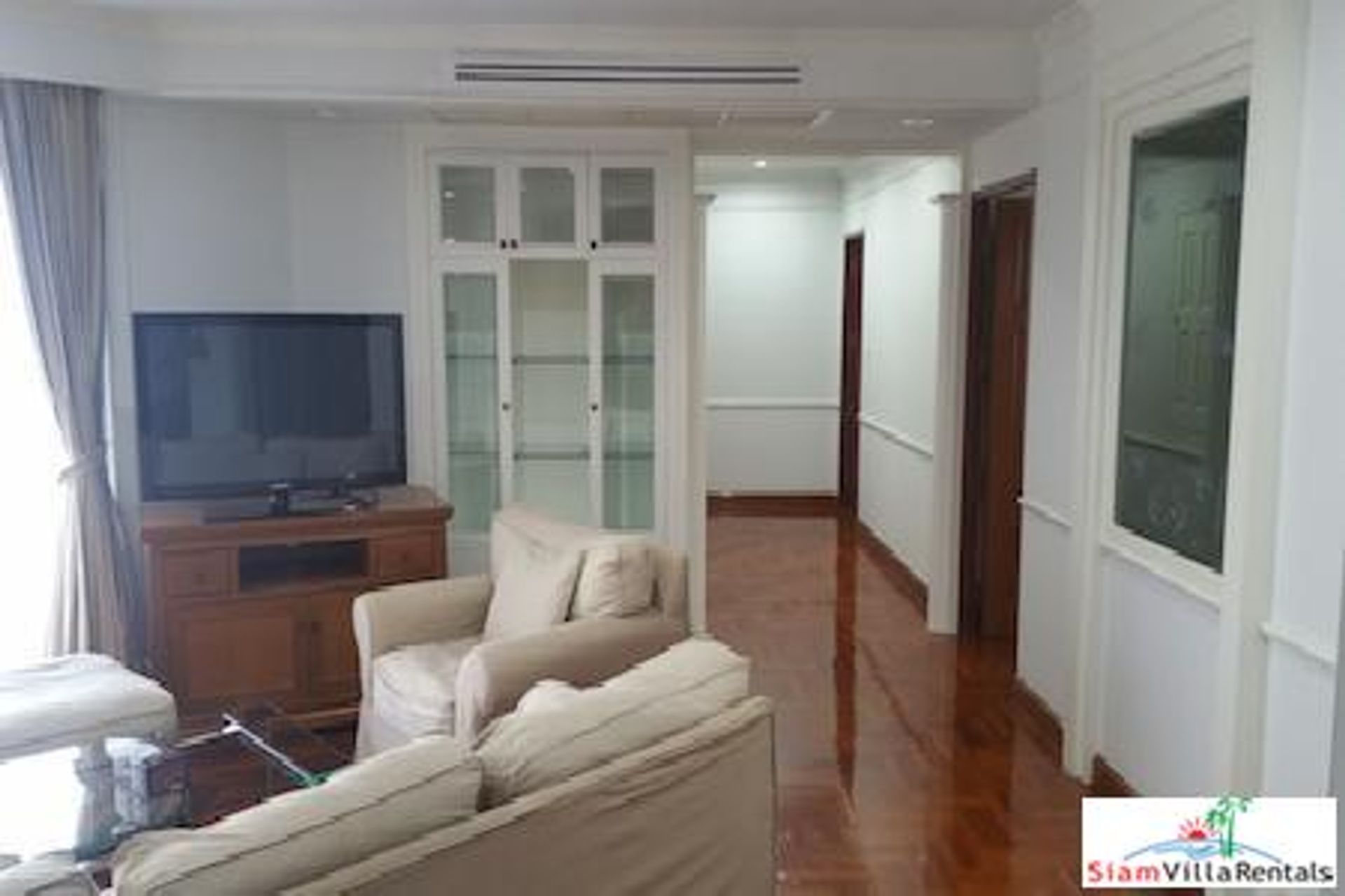 Condominium in Watthana, Krung Thep Maha Nakhon 11391219