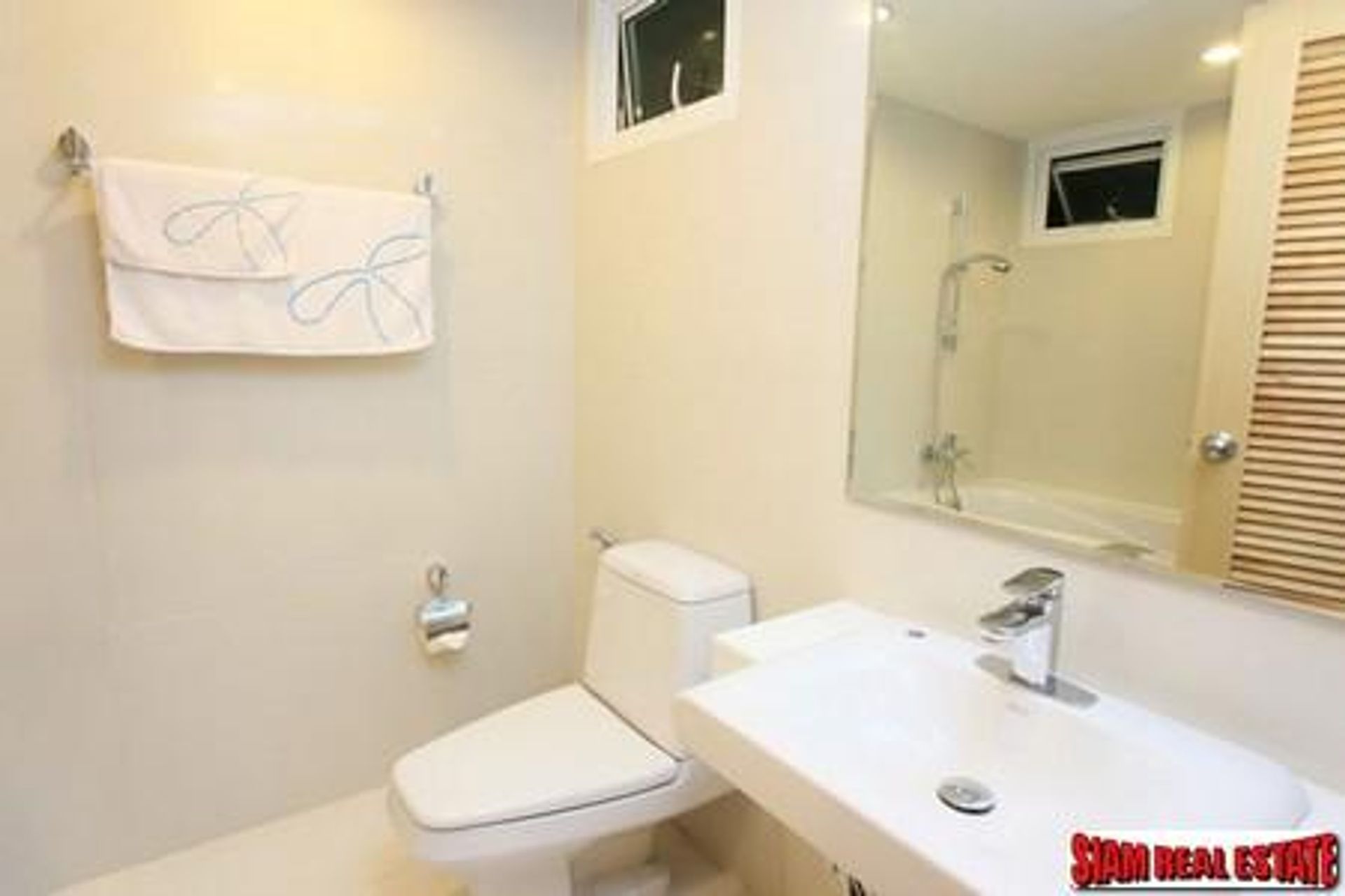 Condominium in Ratchathewi, Krung Thep Maha Nakhon 11391259