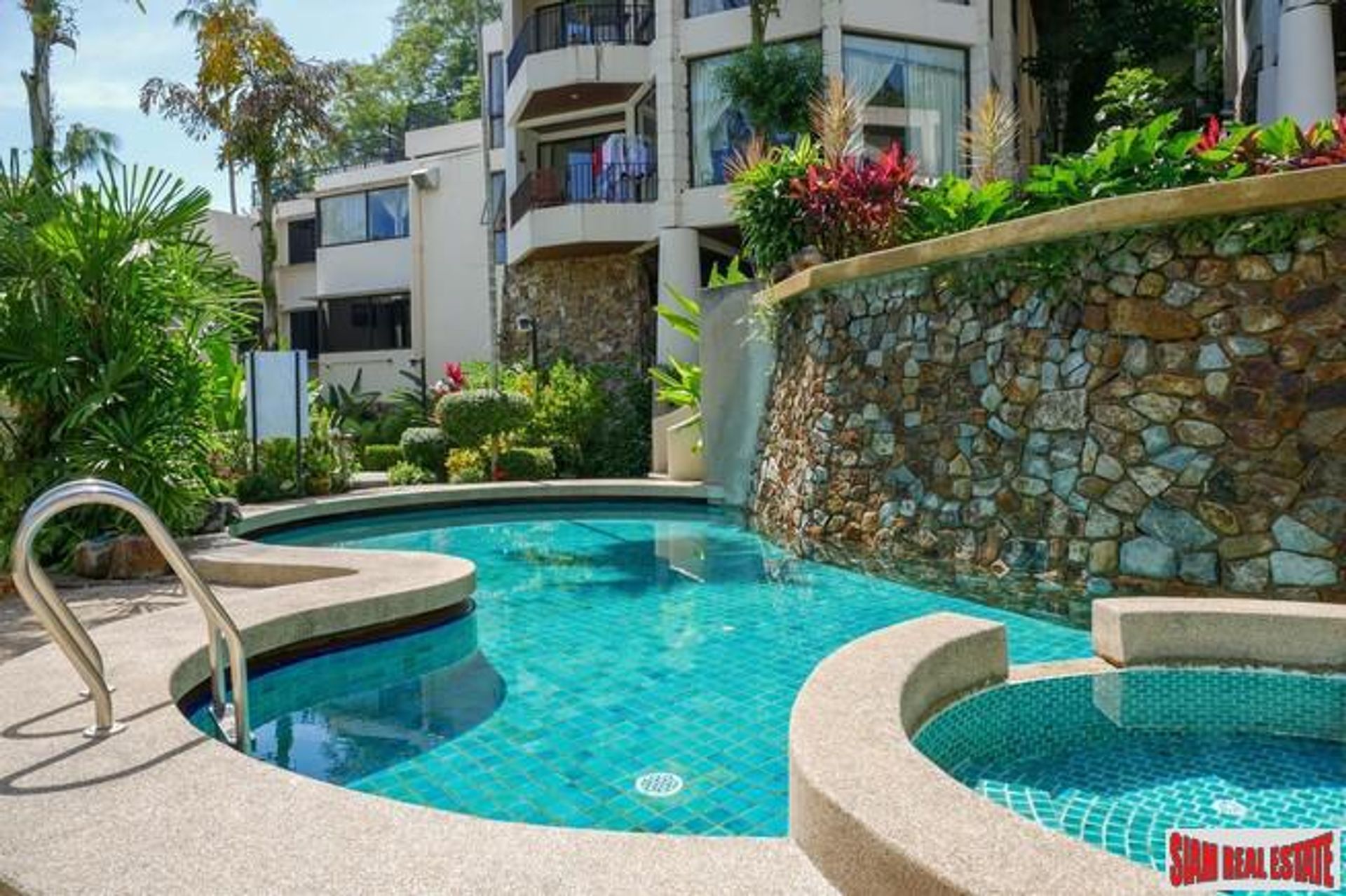 Condominium dans Rawai, Phuket 11391263