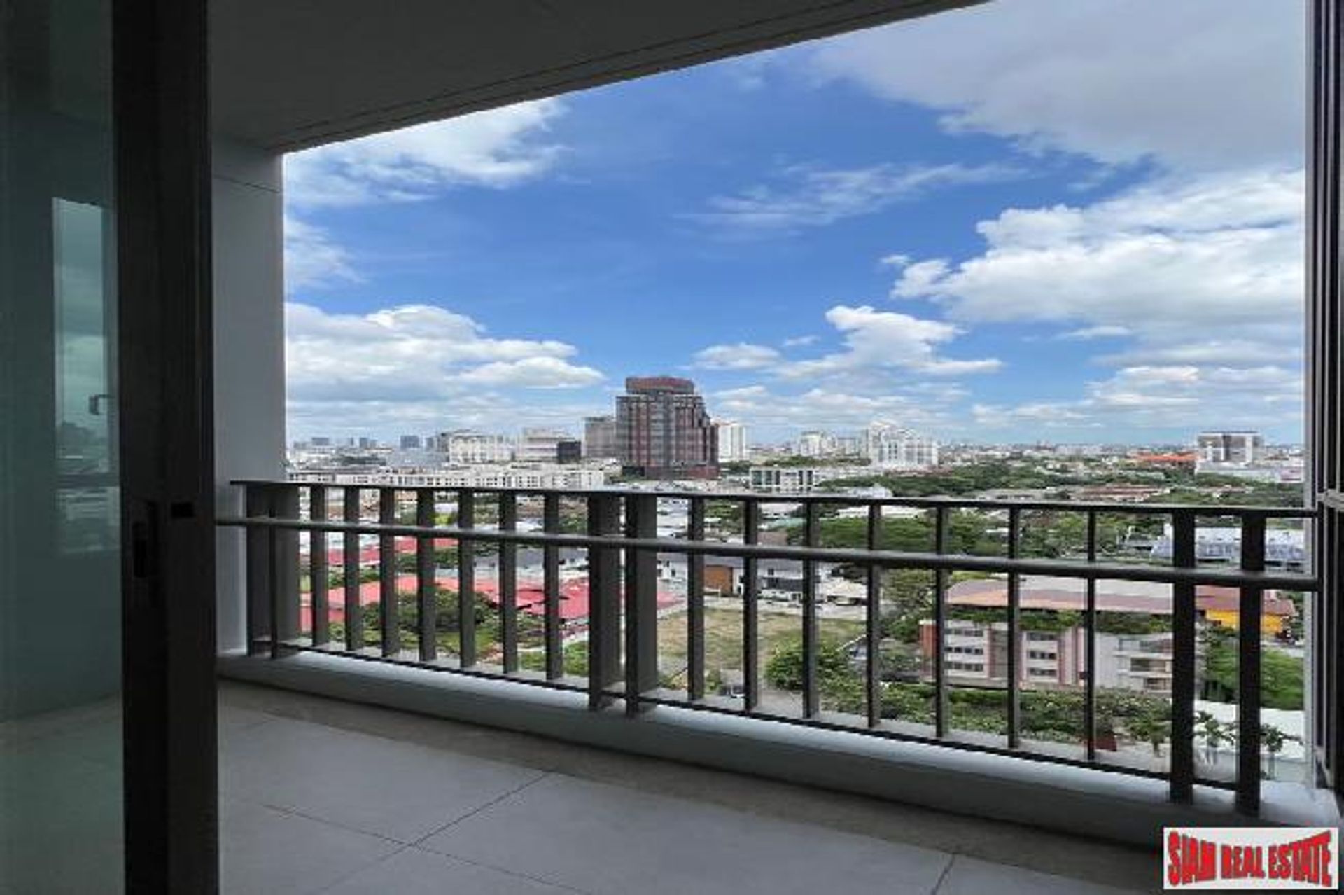 Condominio en Watthana, Krung Thep Maha Nakhon 11391337