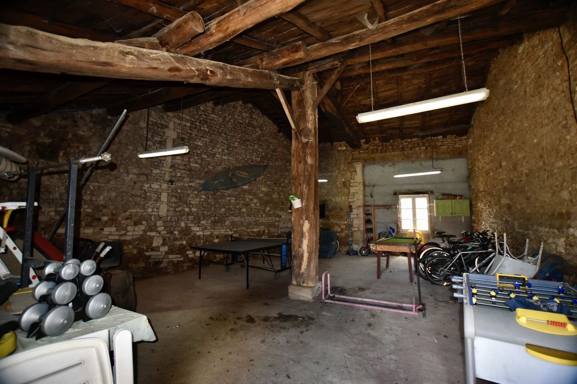 Other in La Chapelle-Pouilloux, Nouvelle-Aquitaine 11392393