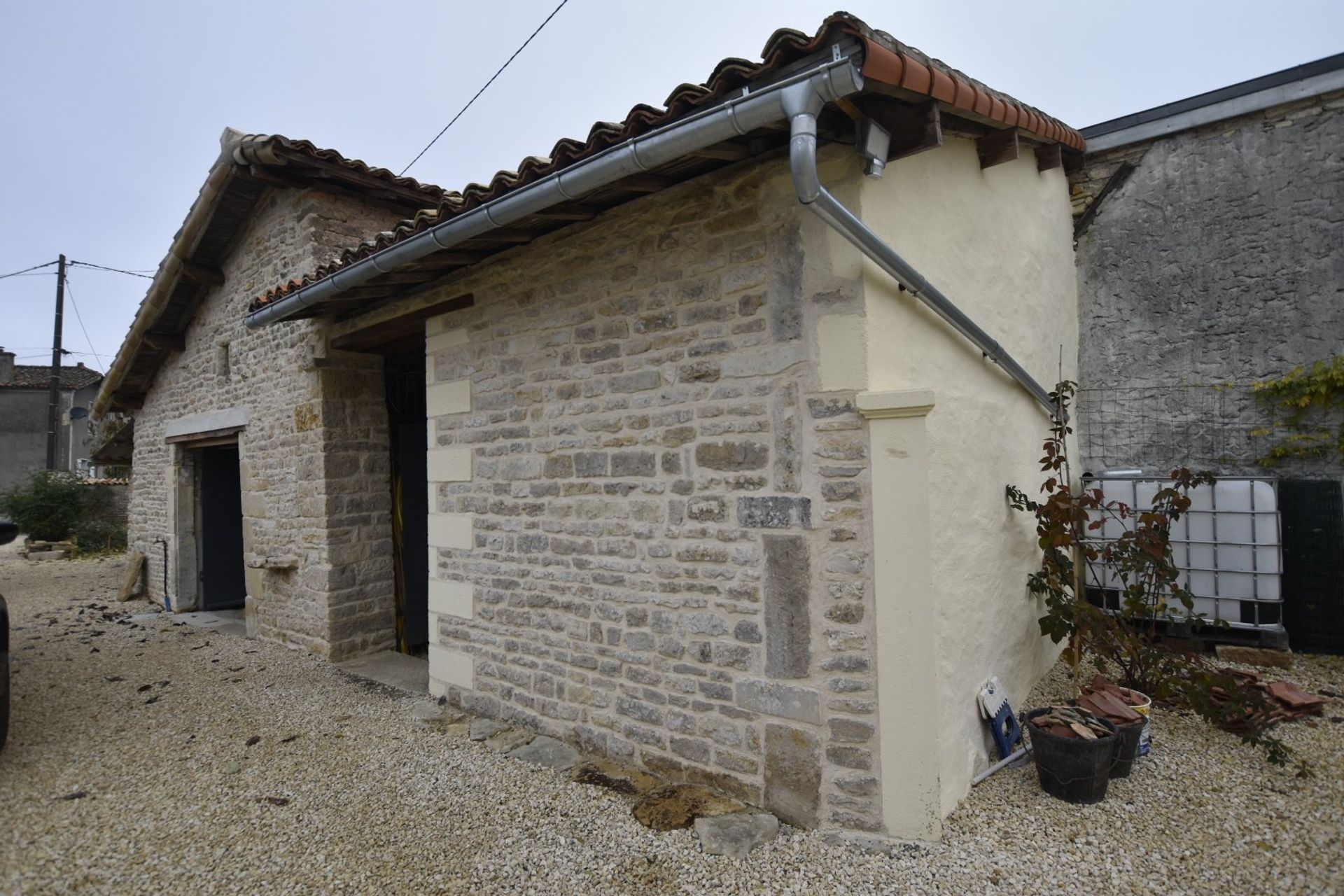 casa en Sauzé-Vaussais, Nouvelle-Aquitaine 11392487