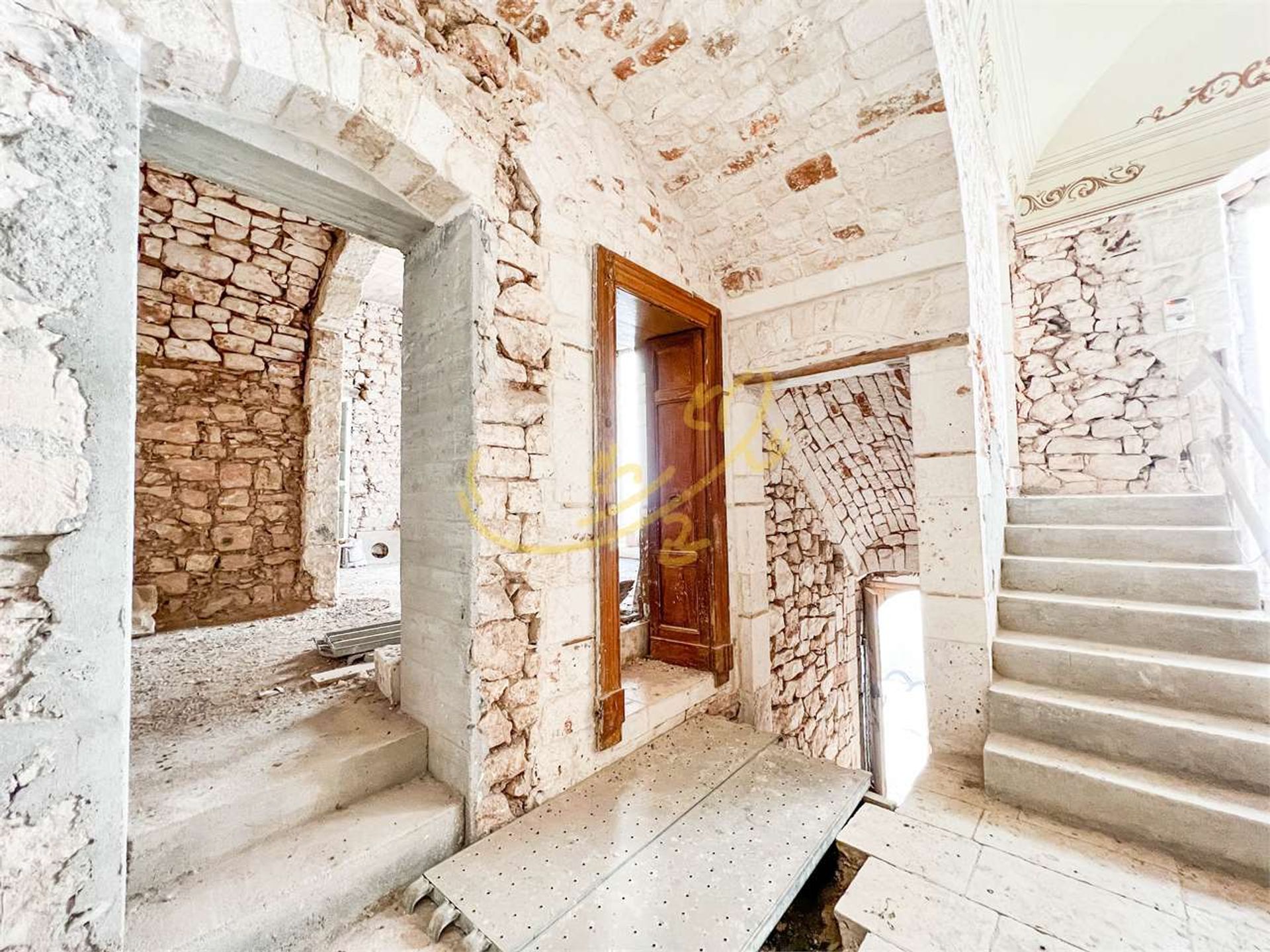 rumah dalam Conversano, Apulia 11393079