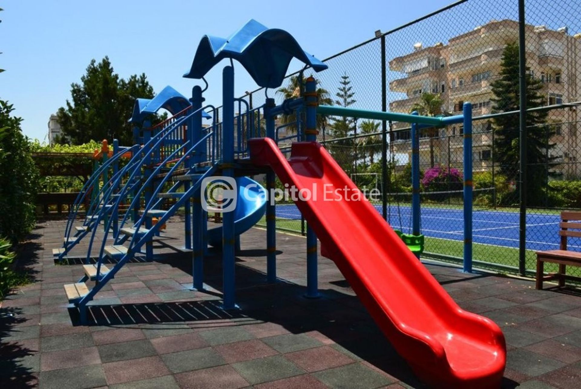 קוֹנדוֹמִינִיוֹן ב Mahmutlar, Antalya 11393306