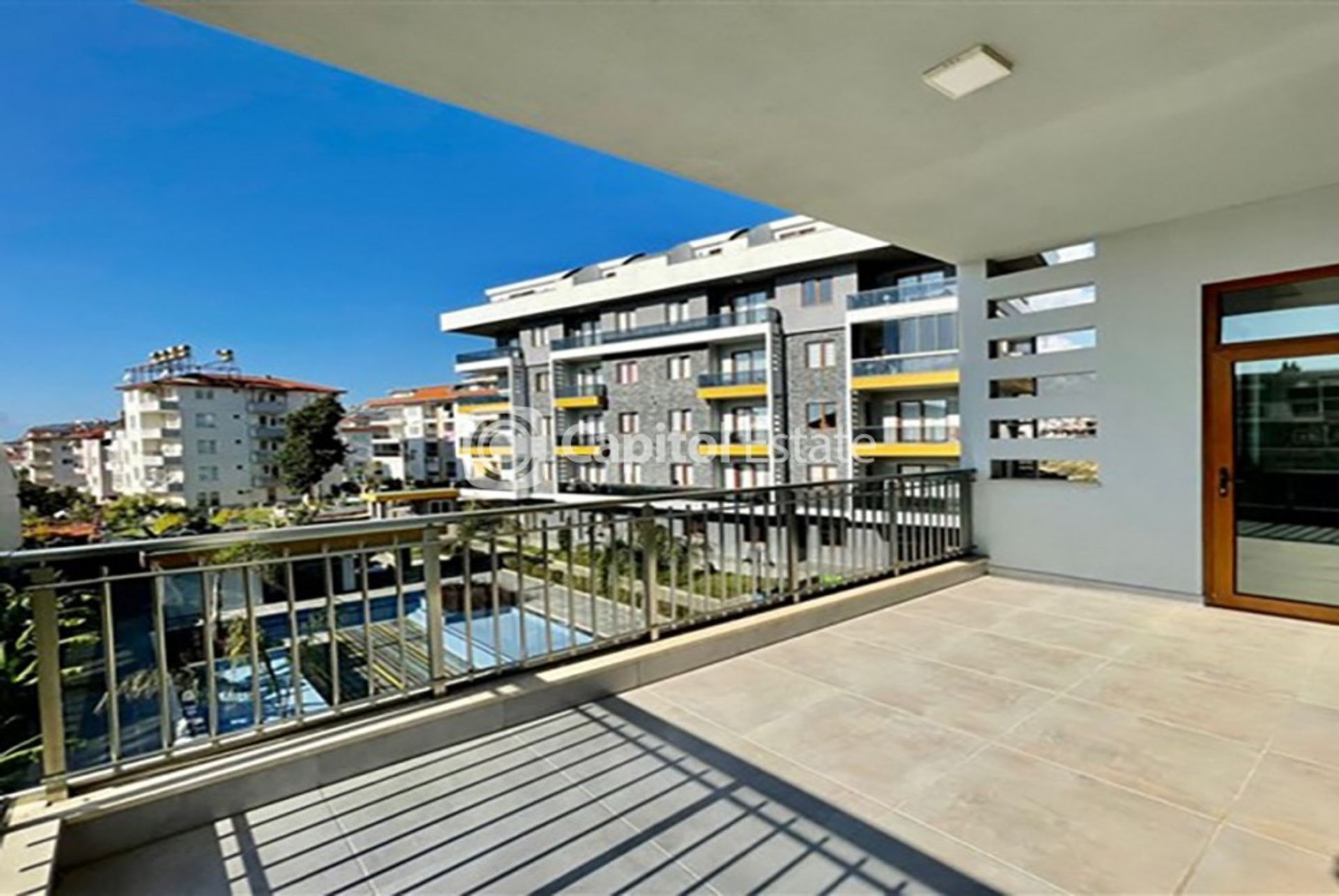 Condominium in Oba, Antalya 11393332