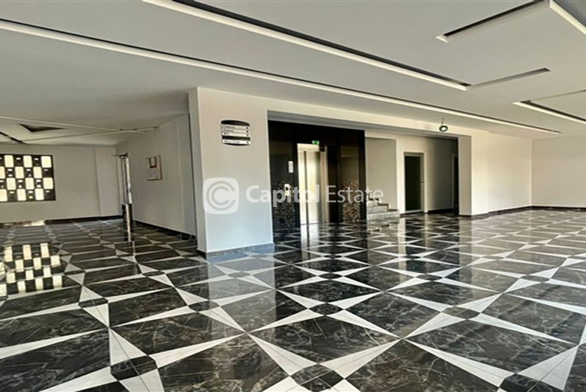 Condominium in Oba, Antalya 11393332