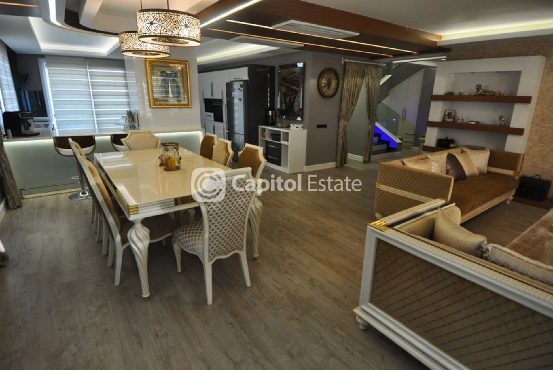 Condominio nel Oba, Antalya 11393358