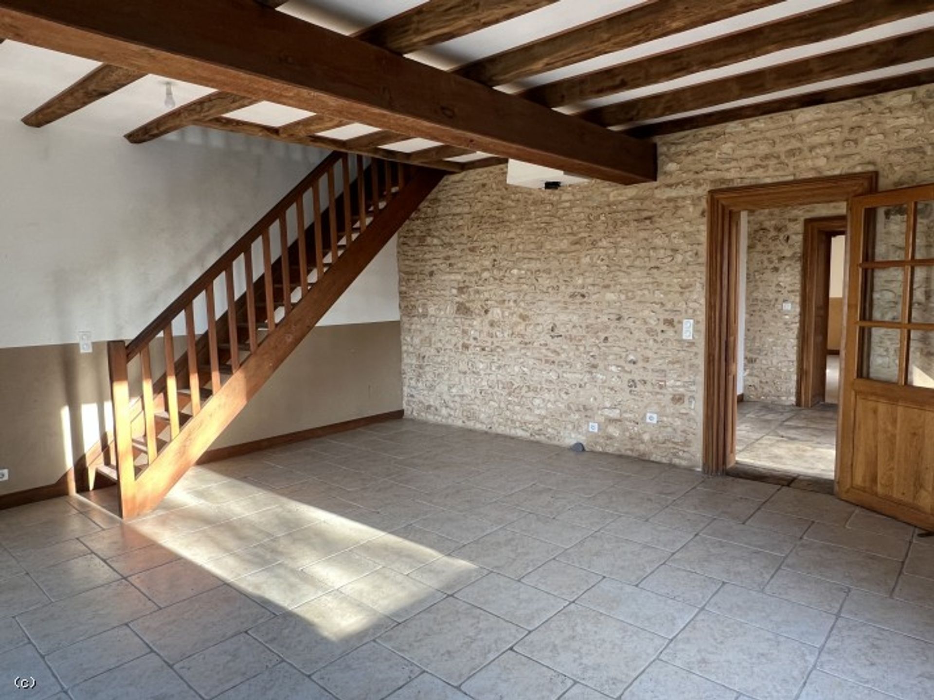 Huis in Lizant, Nouvelle-Aquitaine 11393362