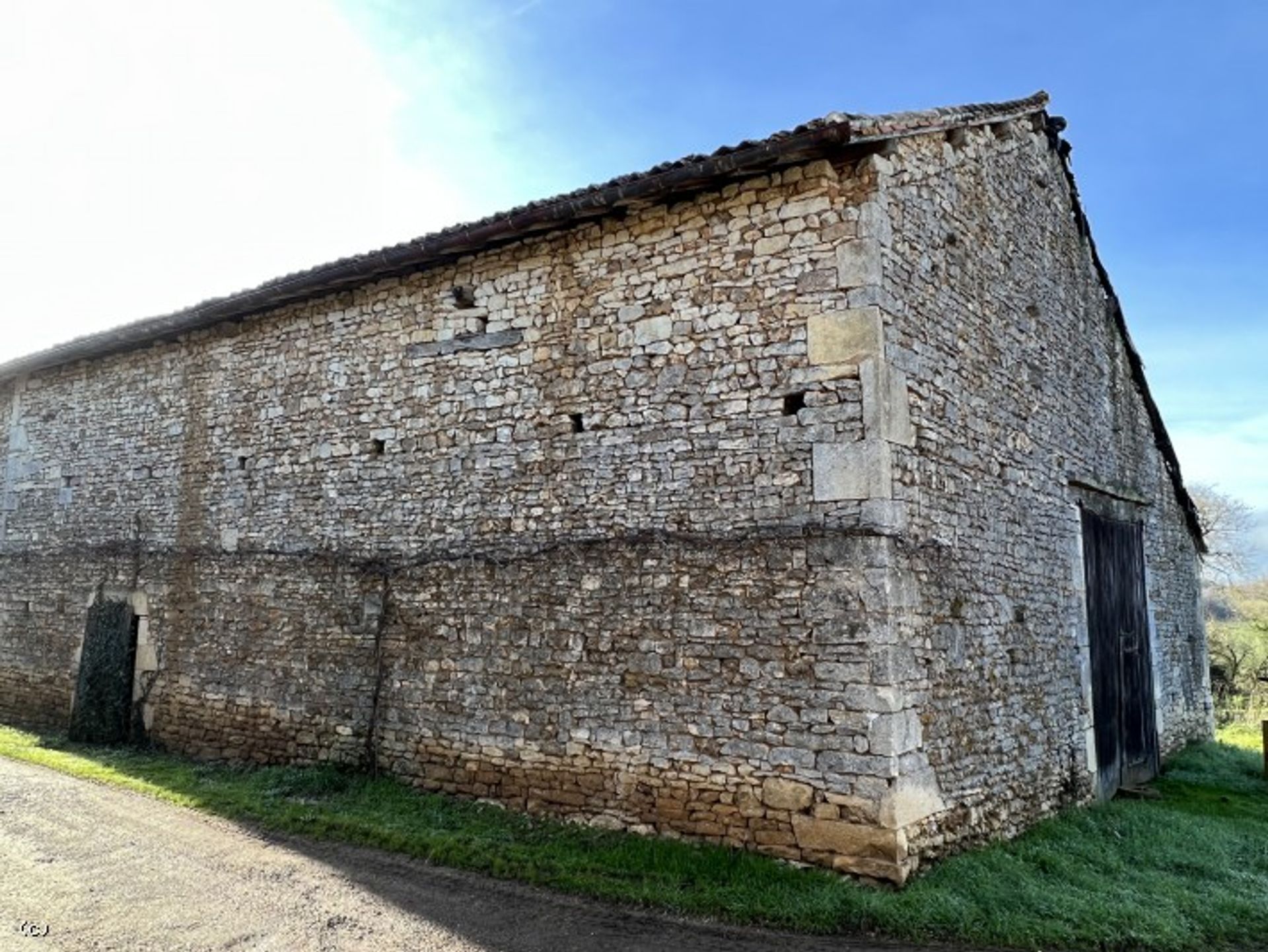 Huis in Lizant, Nouvelle-Aquitaine 11393362