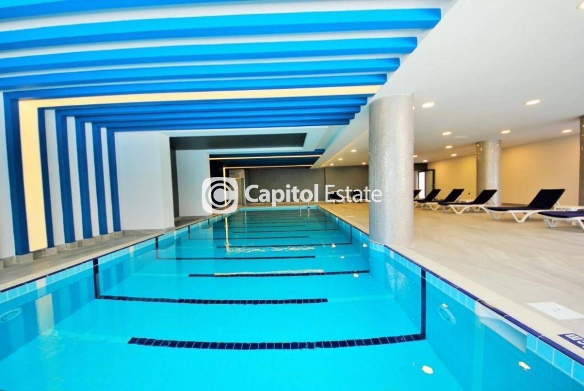 Condominio en Mahmutlar, Antalya 11393419