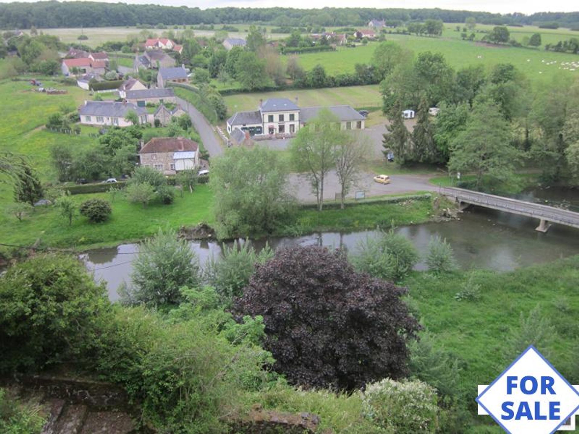 жилой дом в Argentan, Normandie 11393642