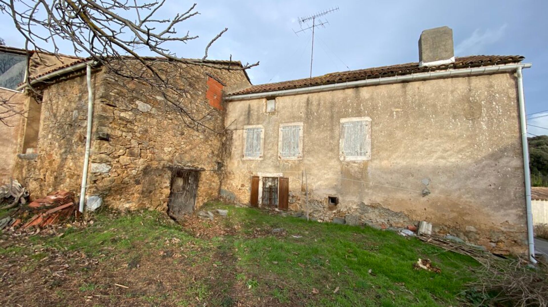 rumah dalam Saint-Chinian, Occitanie 11393643