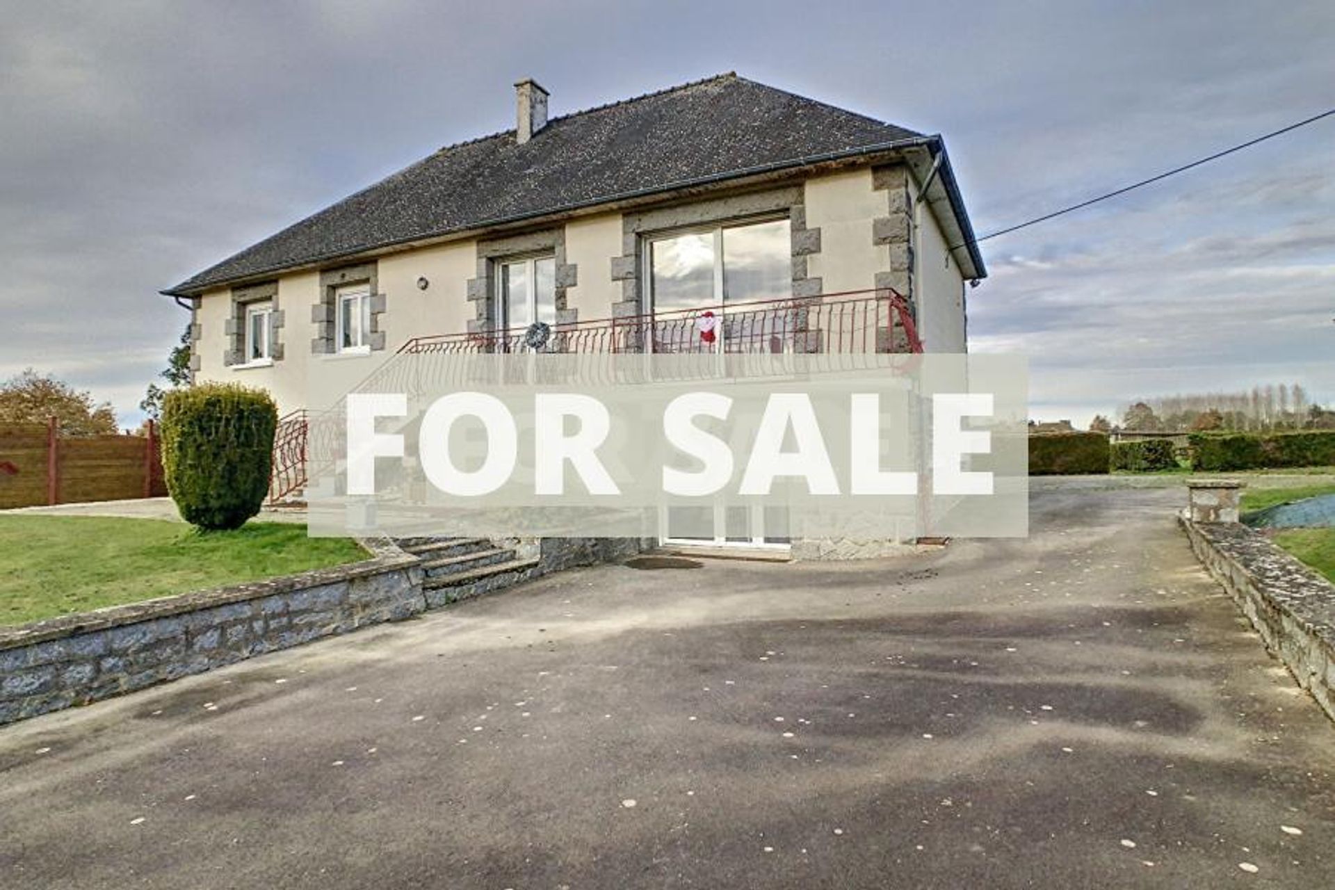 Hus i Saint-Martin-de-Landelles, Normandie 11393677