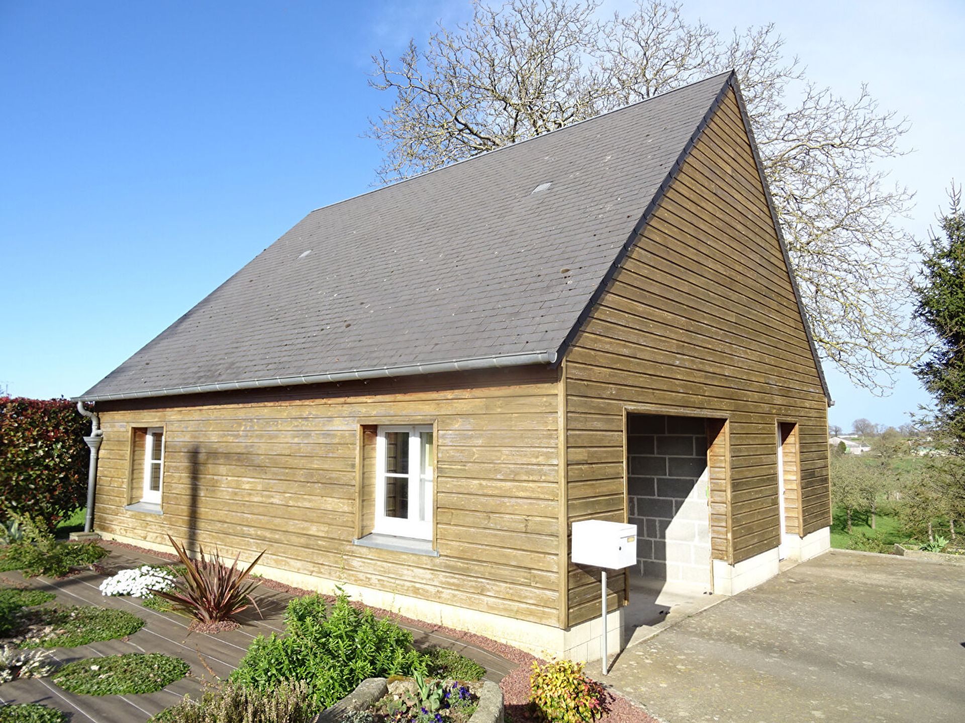 rumah dalam Sainte-Marie-du-Bois, Normandie 11393870