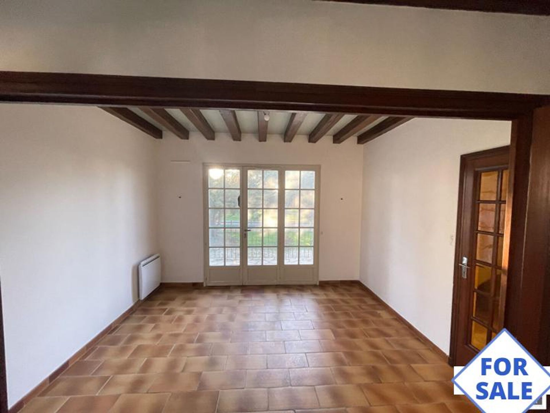 Hus i Villaines-la-Carelle, Pays de la Loire 11393944