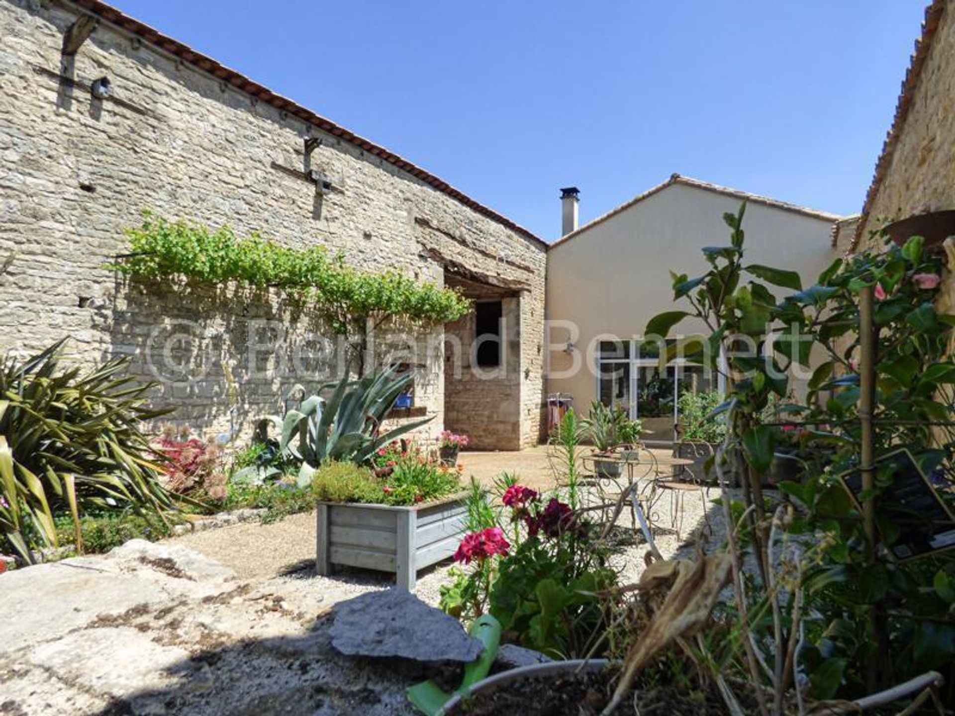 casa no Sauzé-Vaussais, Nouvelle-Aquitaine 11394429