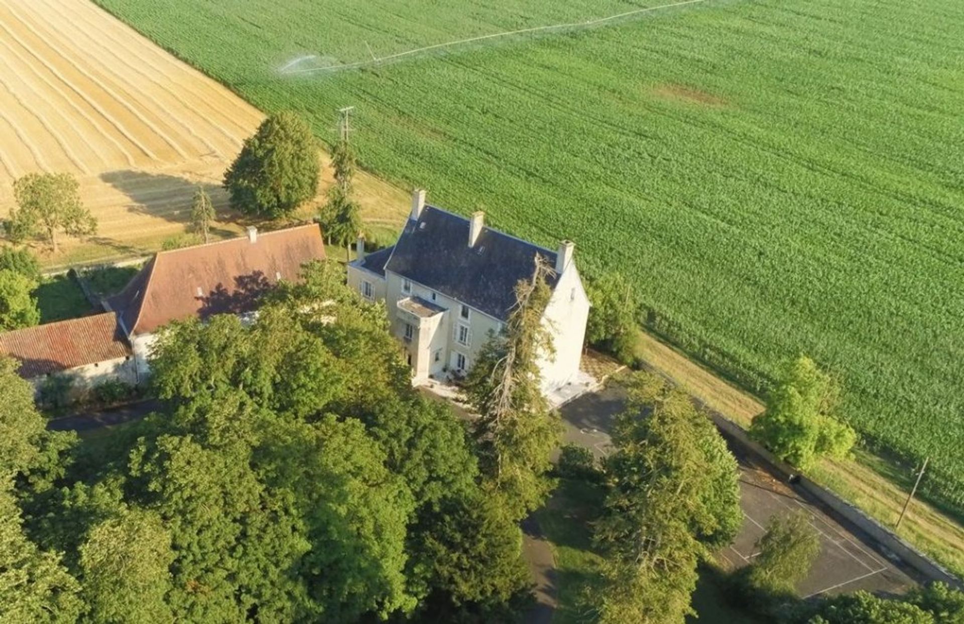 Casa nel Chef-Boutonne, Nouvelle-Aquitaine 11394585