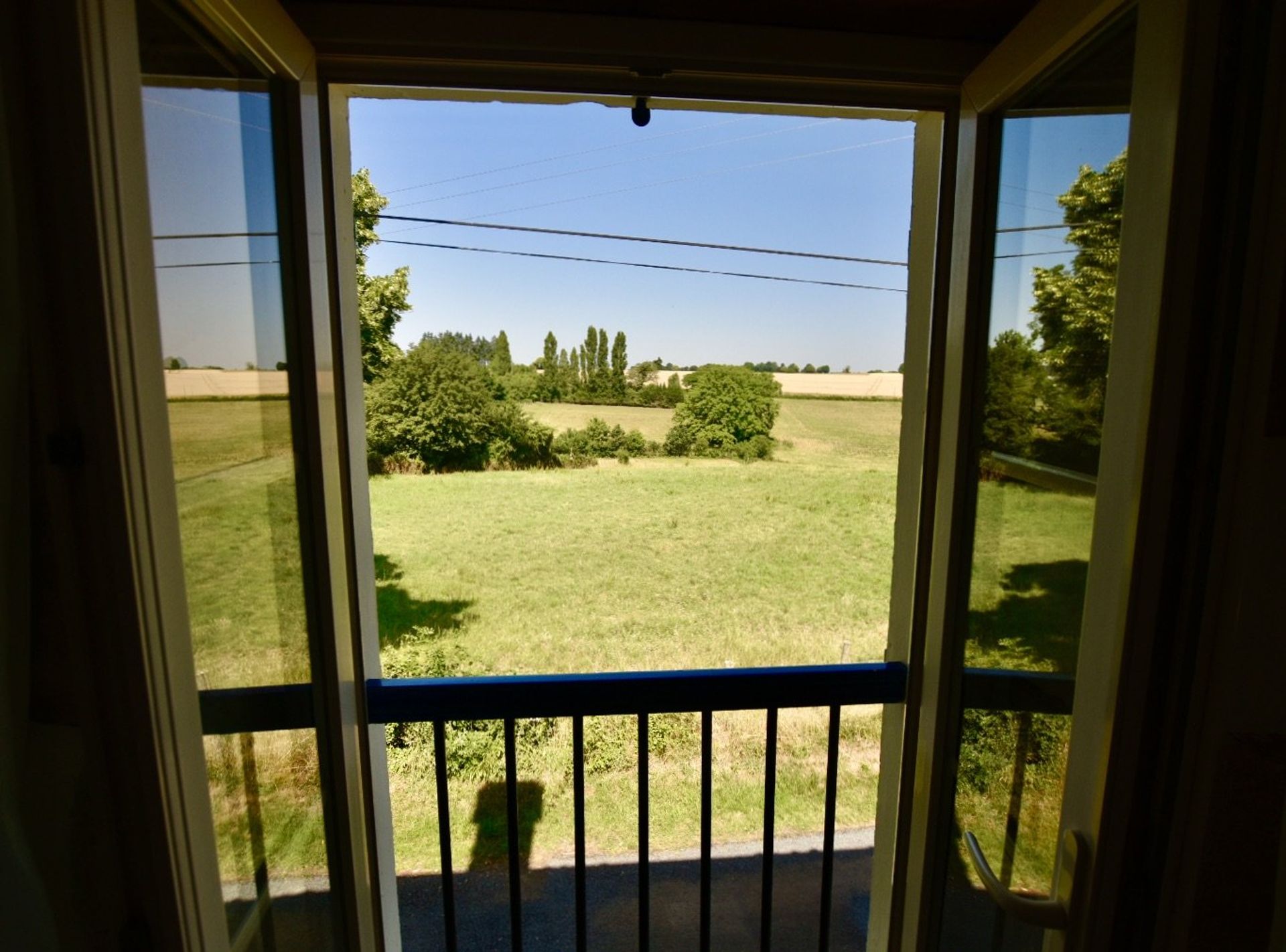 Condominium in Lezay, Nouvelle-Aquitaine 11394622