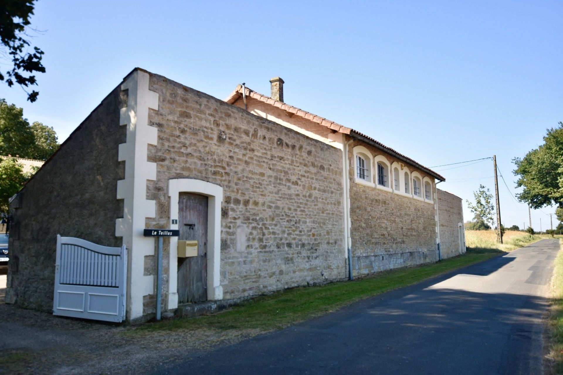 casa en Lezay, Nouvelle-Aquitaine 11394632