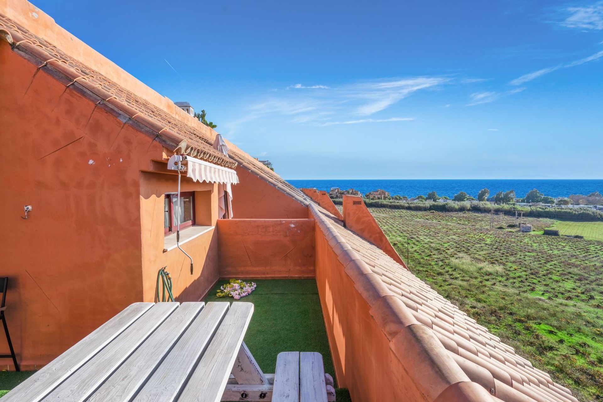 Rumah di Puerto de la Duquesa, Andalusia 11394688