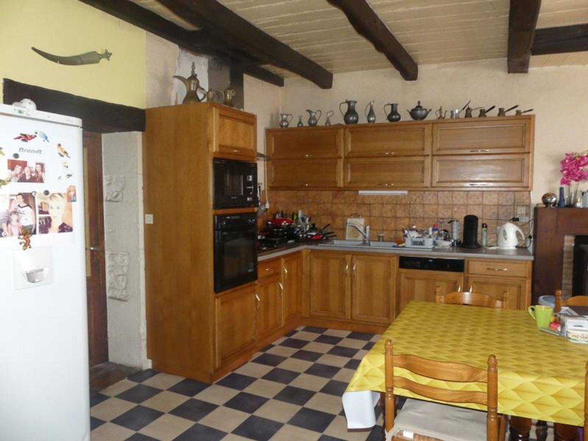 Hus i Limalonges, Nouvelle-Aquitaine 11394735