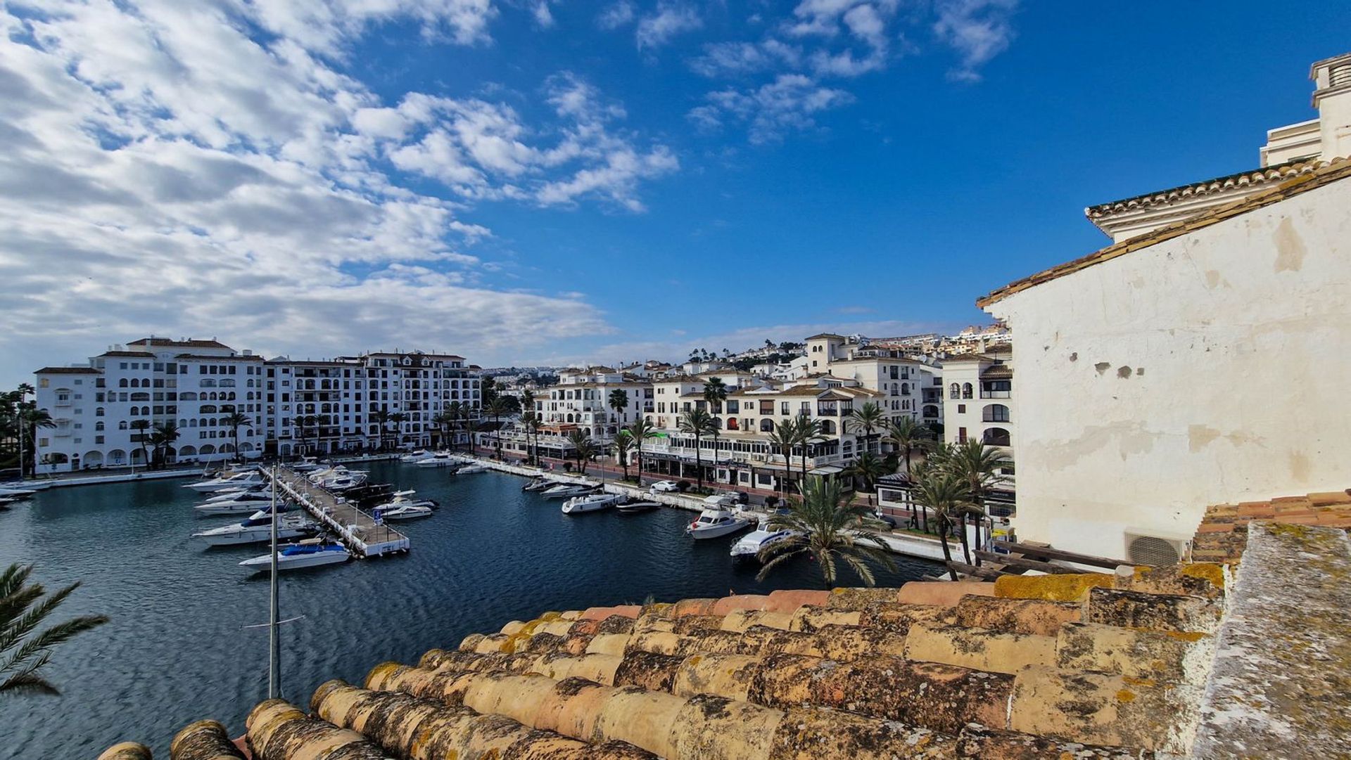 жилой дом в Puerto de la Duquesa, Andalusia 11394773