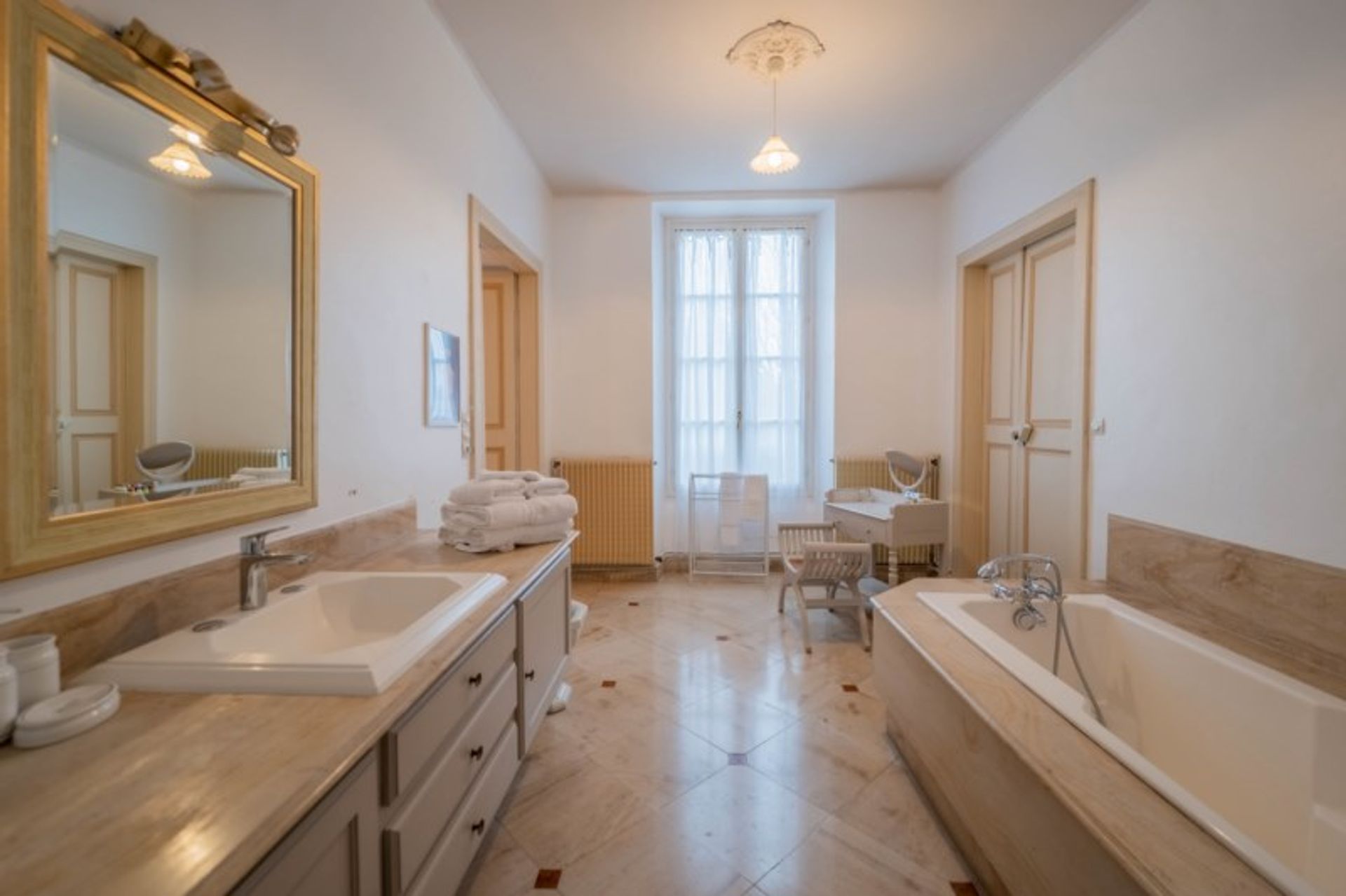 Haus im Carcassonne, Occitanie 11394975