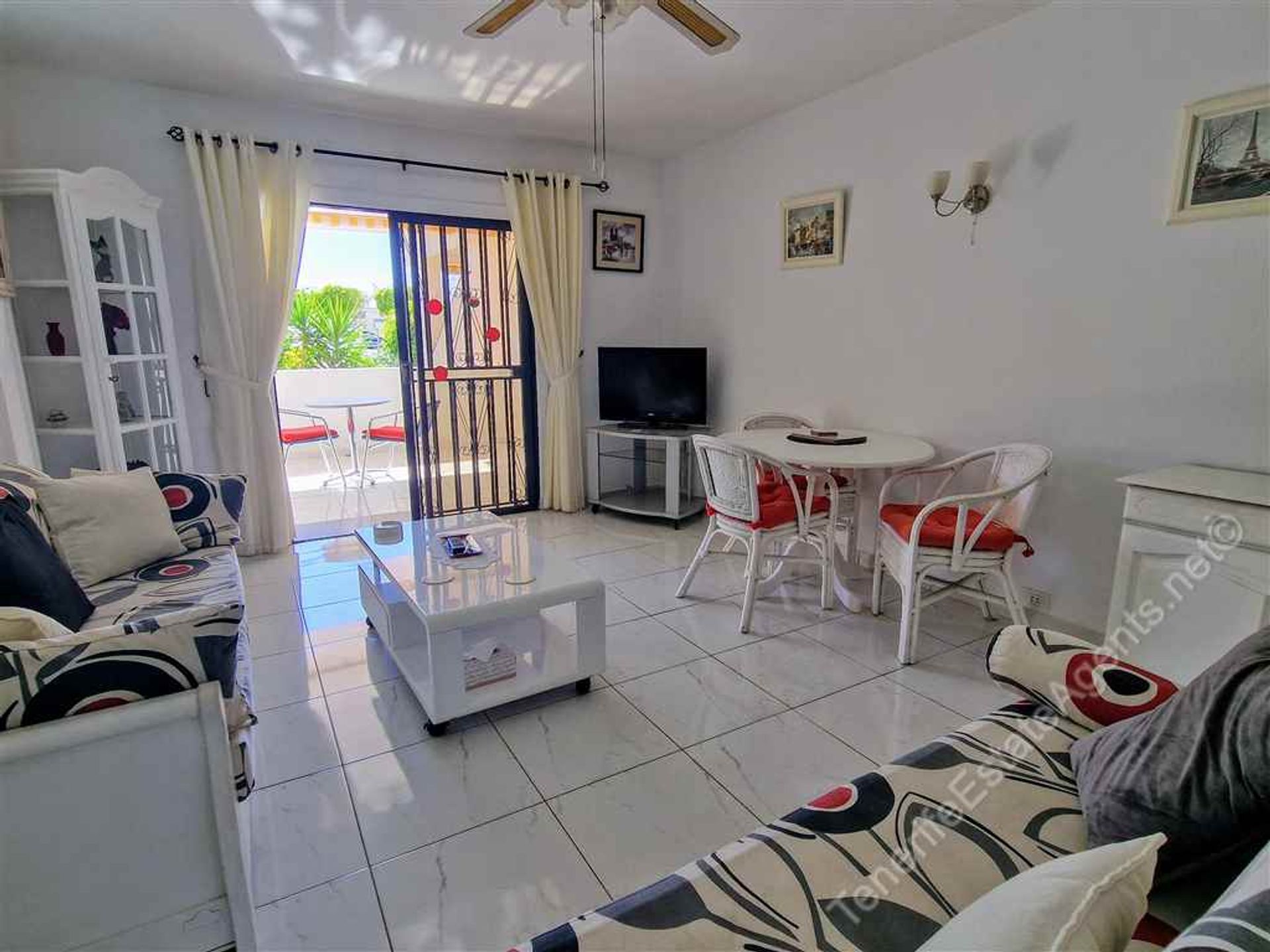 Condominio en los cristianos, Islas Canarias 11395174