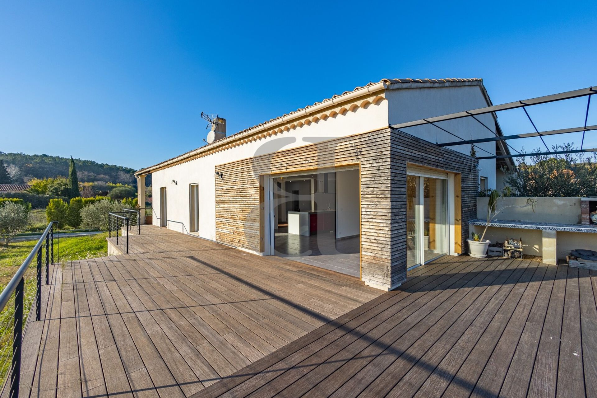 Hus i Sainte-Cécile-les-Vignes, Provence-Alpes-Côte d'Azur 11395789