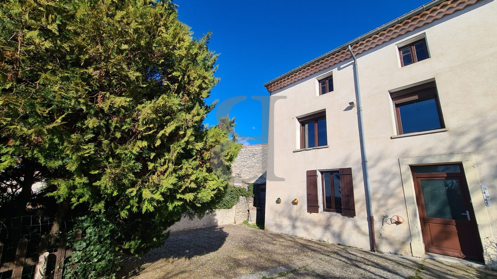 Hus i Valréas, Provence-Alpes-Côte d'Azur 11395792