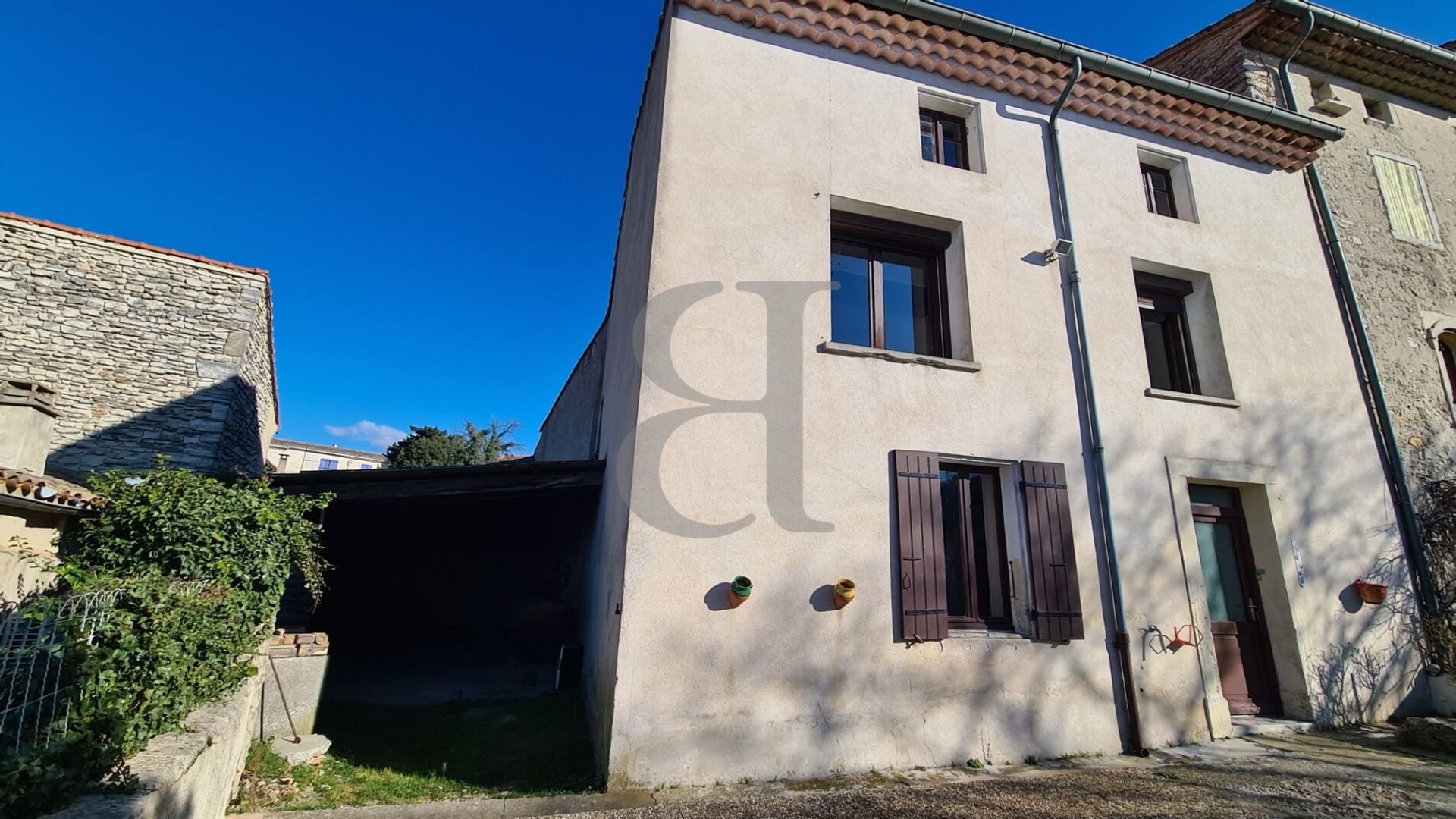 Hus i Valréas, Provence-Alpes-Côte d'Azur 11395792