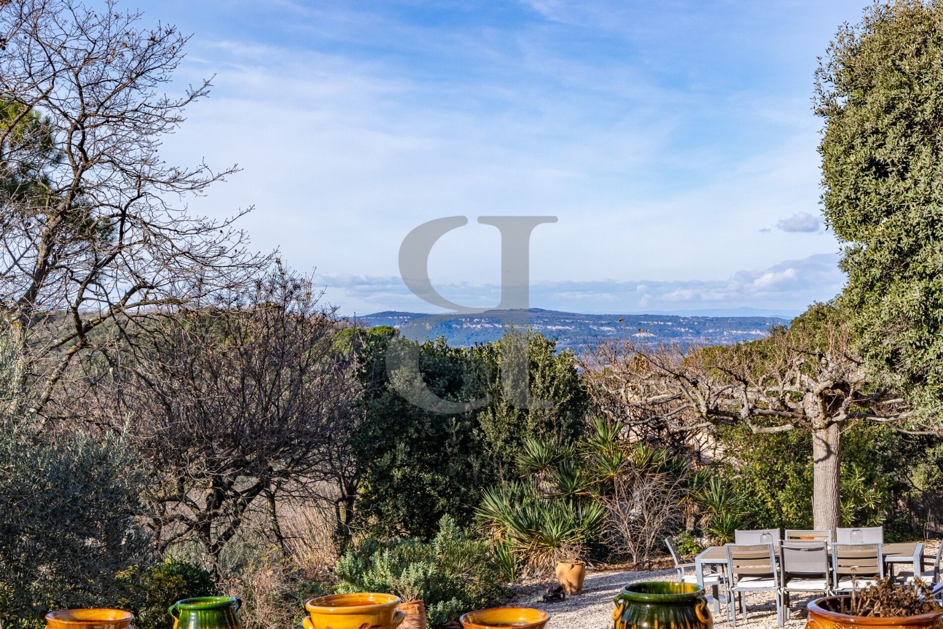 casa en Sainte-Cécile-les-Vignes, Provence-Alpes-Côte d'Azur 11395797