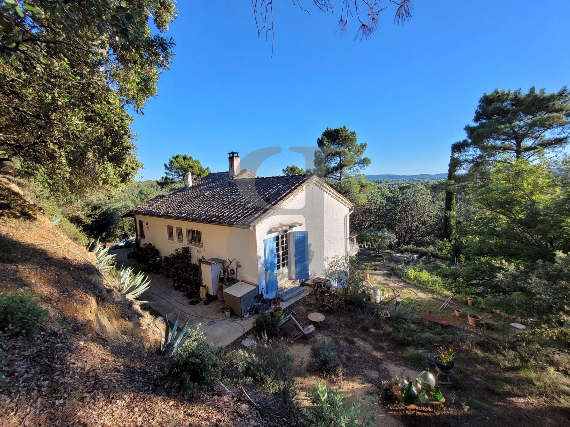 Talo sisään Saint-Restitut, Auvergne-Rhone-Alpes 11395813