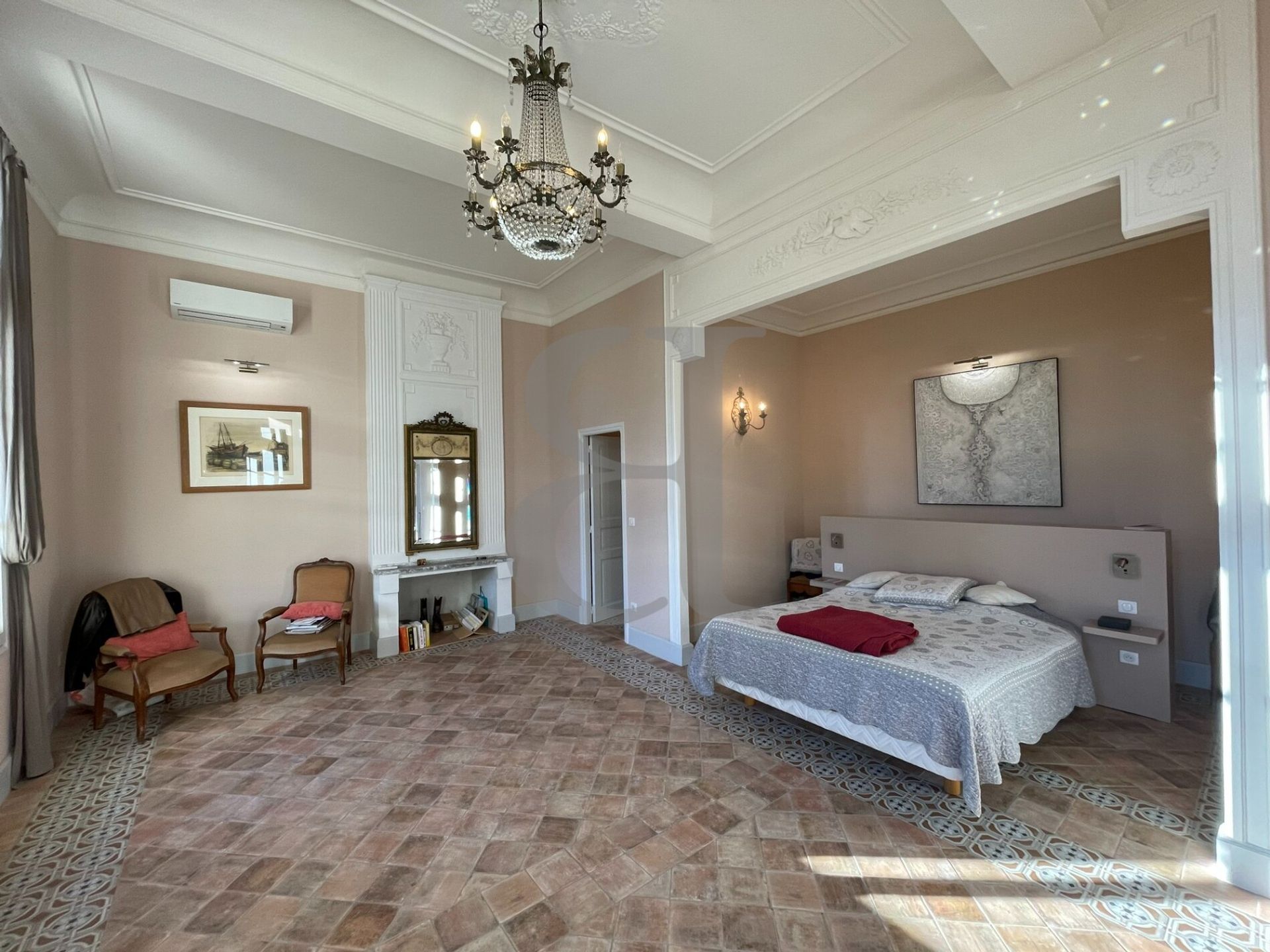 Huis in Arles, Provence-Alpes-Côte d'Azur 11395821