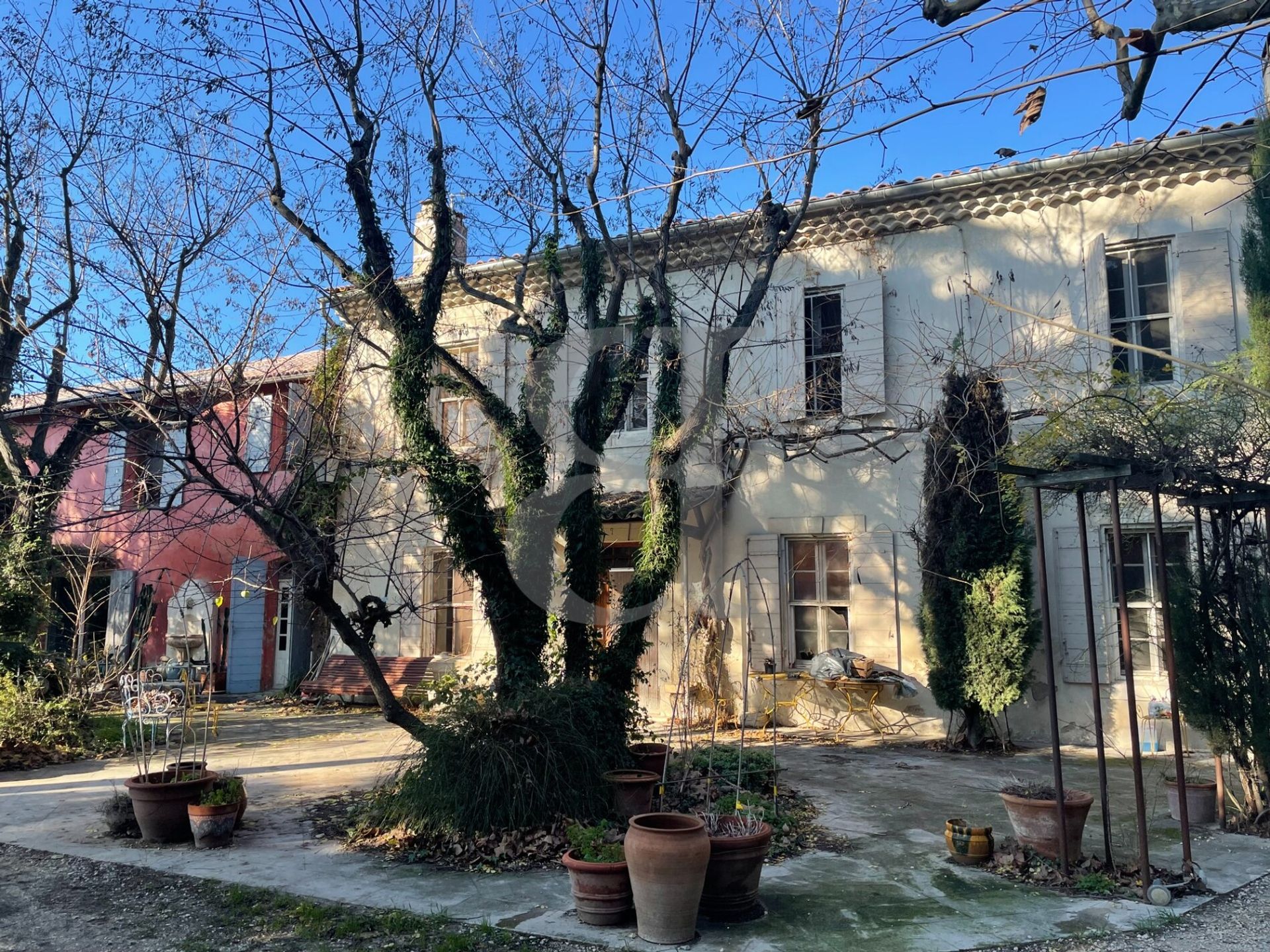 Huis in Saint-Remy-de-Provence, Provence-Alpes-Cote d'Azur 11395859