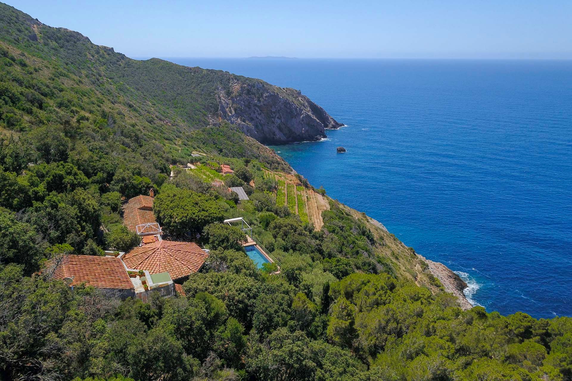 rumah dalam Porto Santo Stefano, Tuscany 11395892