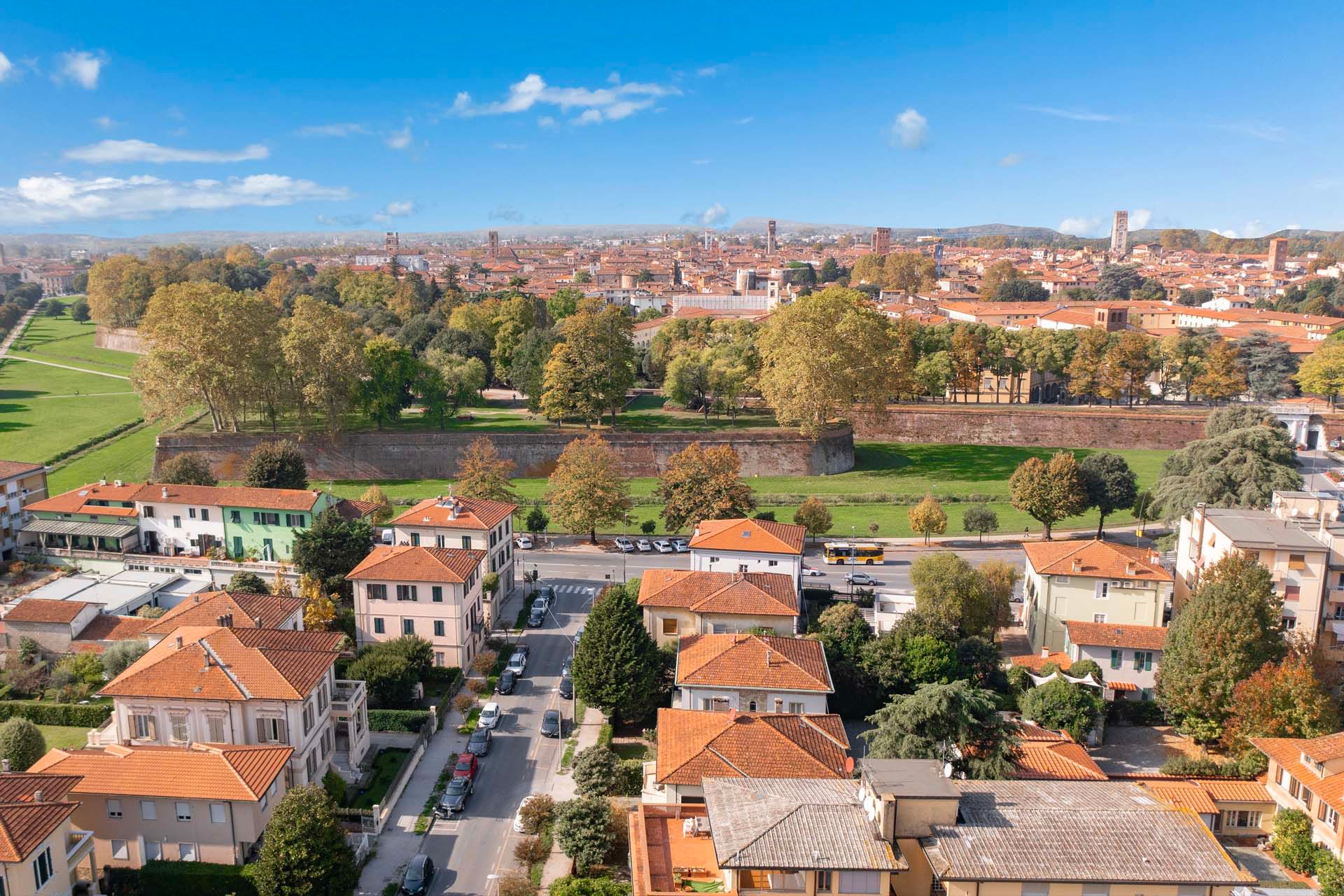 房子 在 Lucca, 托斯卡納 11395895