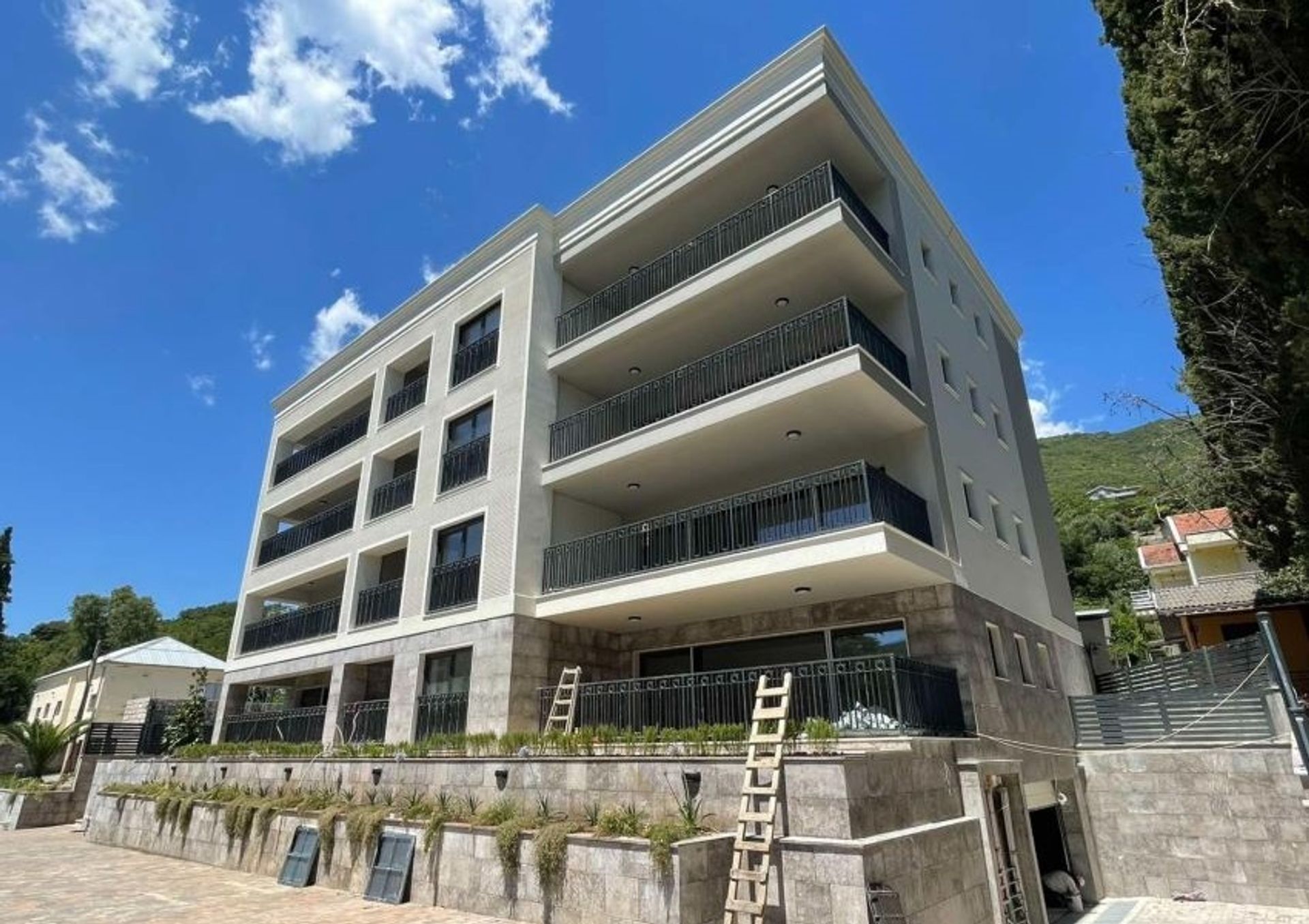 Condominio en Herceg novi, Herceg novi 11396149