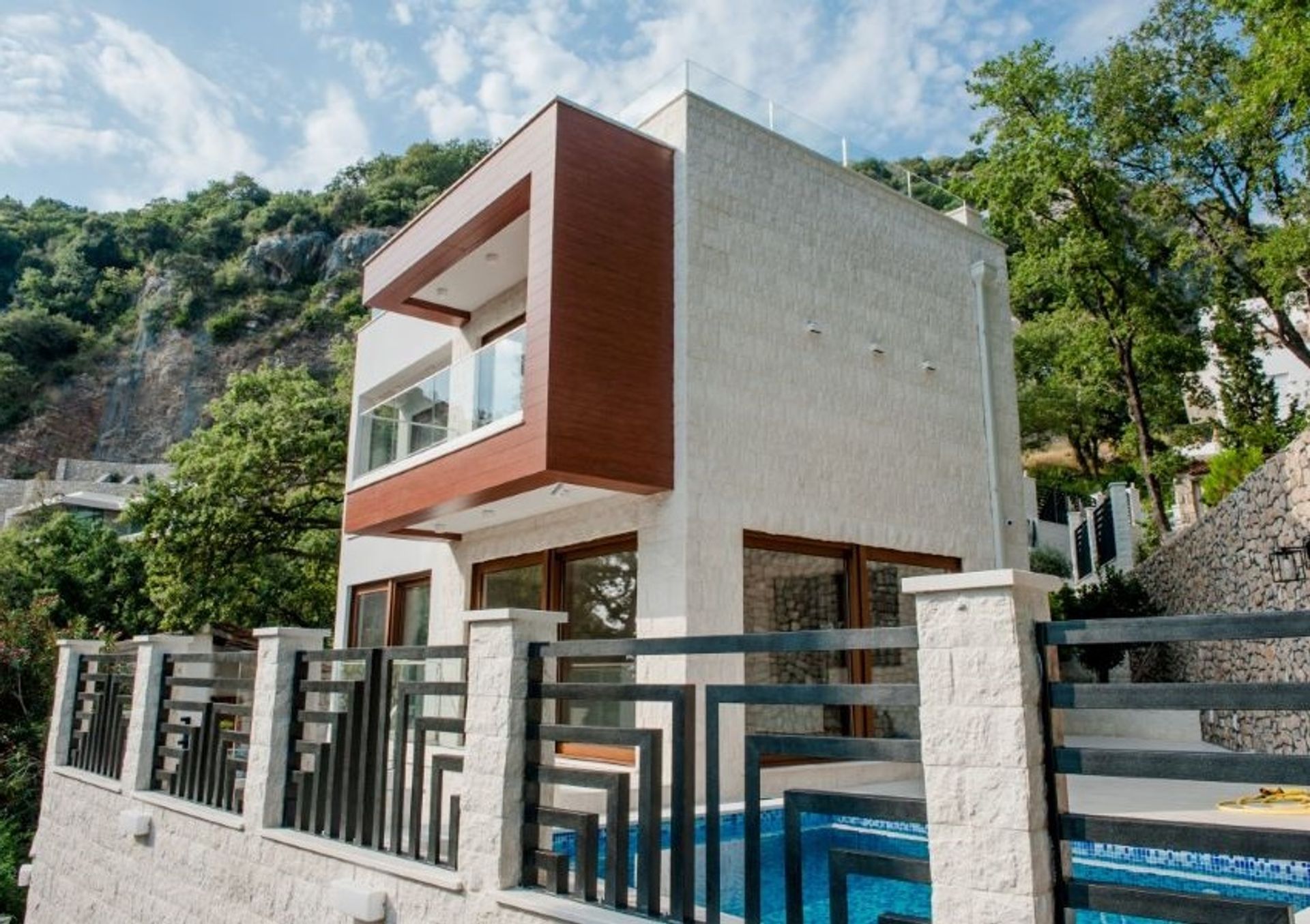 House in Budva, Budva Municipality 11396177