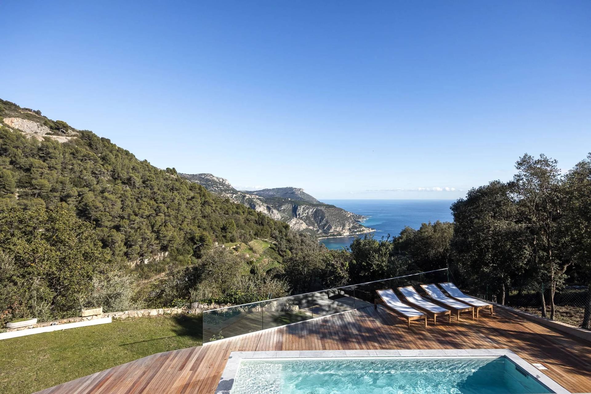 жилой дом в Villefranche-sur-Mer, Provence-Alpes-Côte d'Azur 11396277