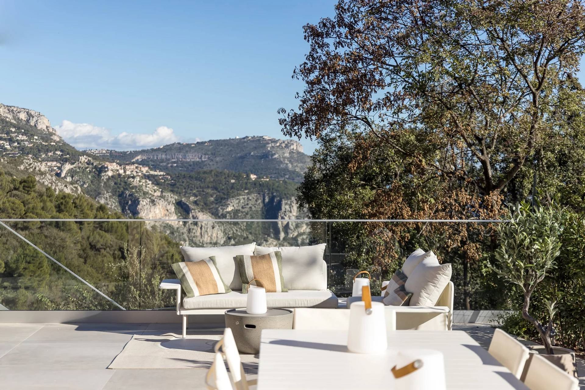 жилой дом в Villefranche-sur-Mer, Provence-Alpes-Côte d'Azur 11396277