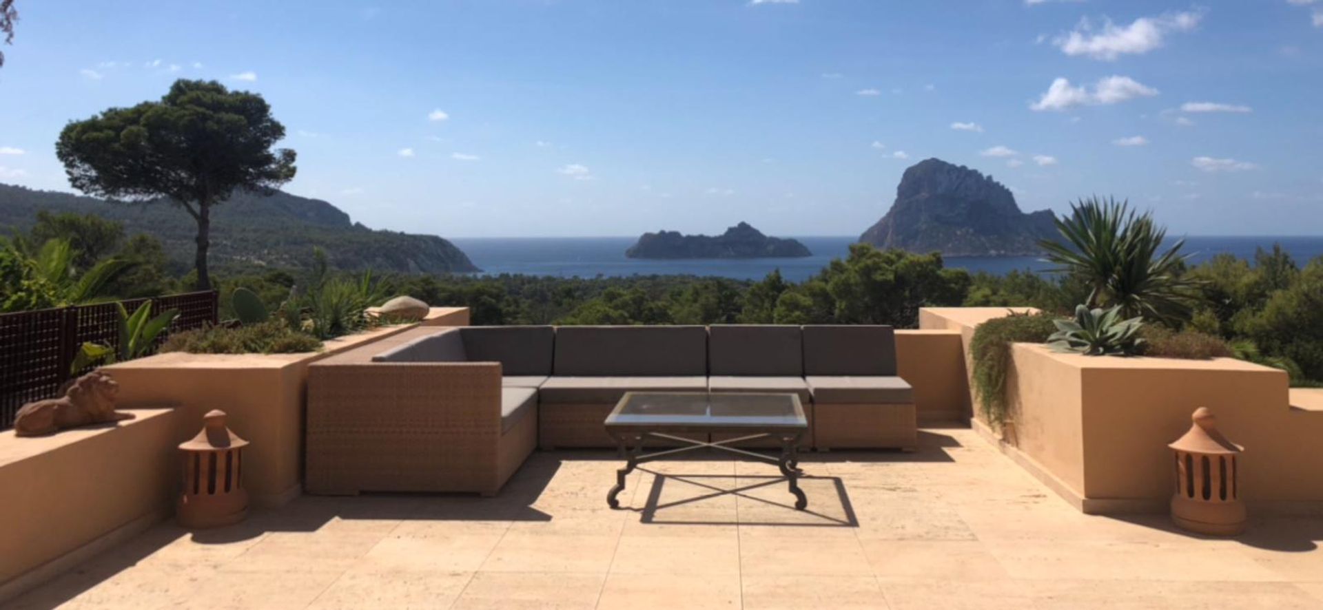 Condominium dans San Antonio Abad, Balearic Islands 11396641