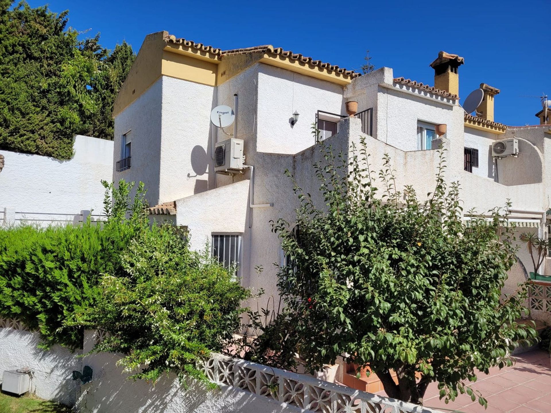 rumah dalam Santa Fe de los Boliches, Andalusia 11396760