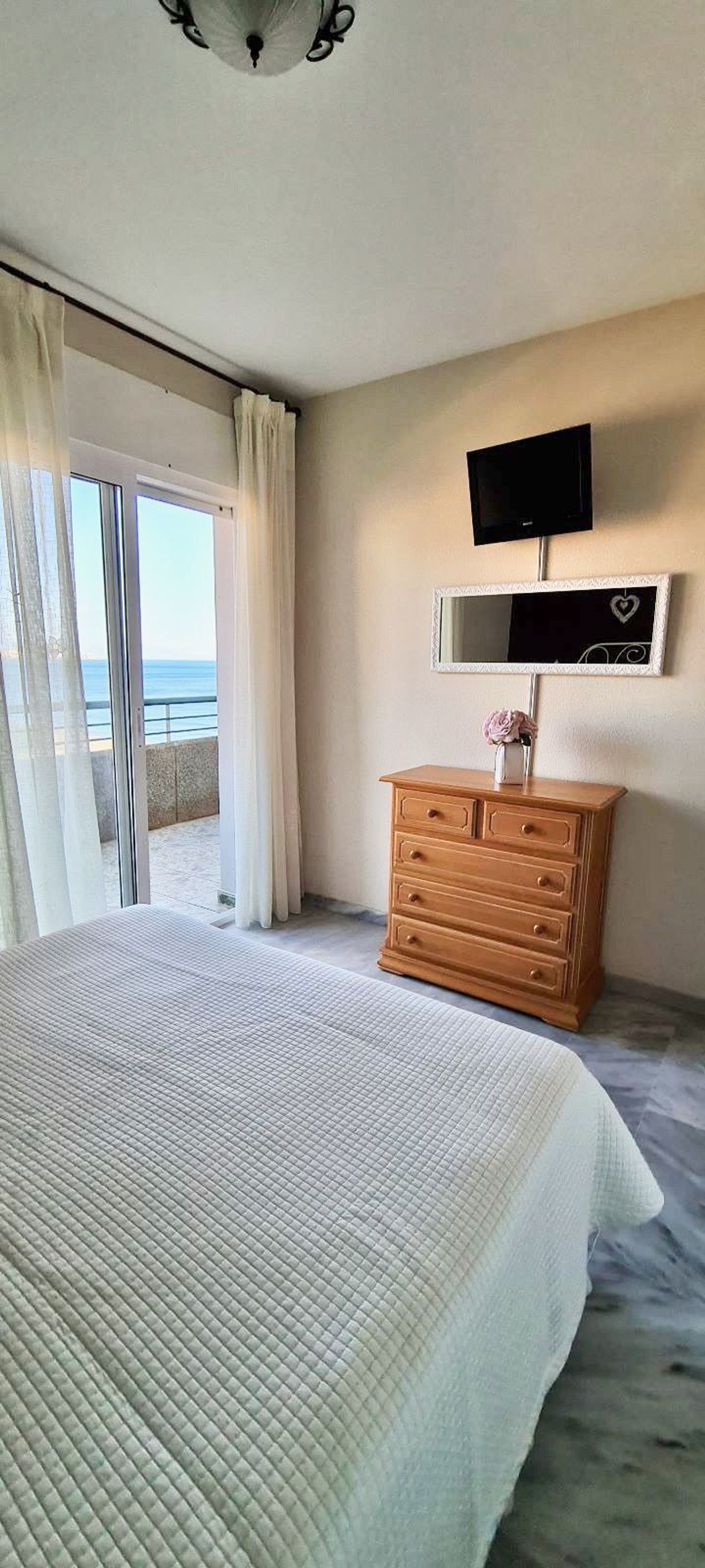 Квартира в Fuengirola, Andalucía 11396827