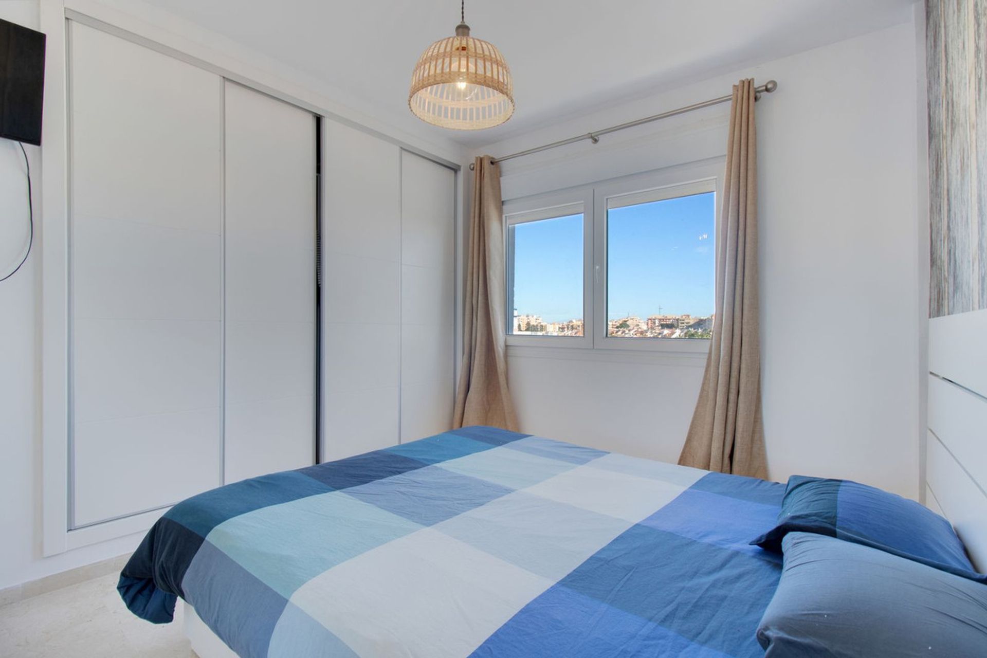 Condominio nel Fuengirola, Andalucía 11396940