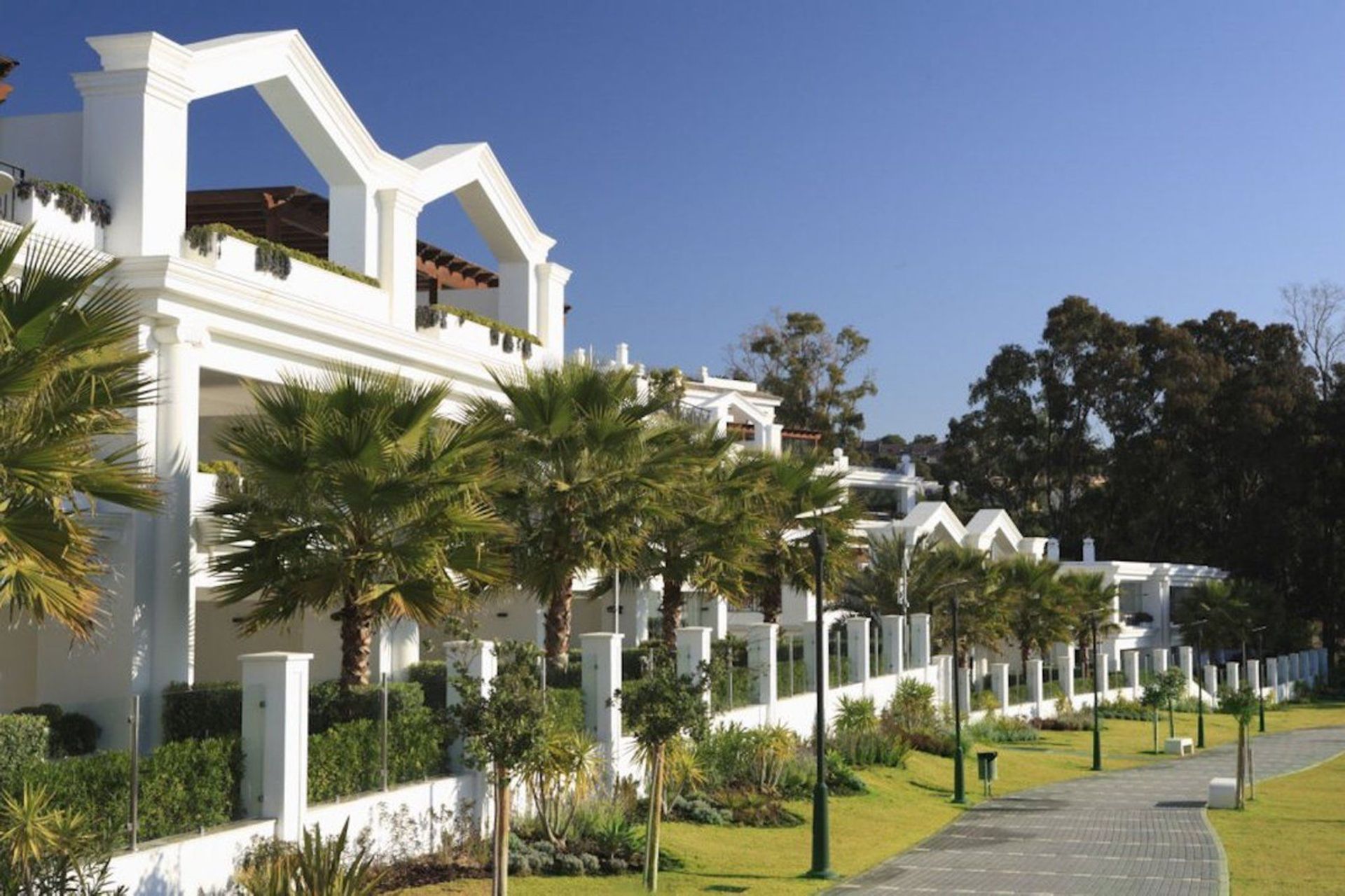 Condominium in Estepona, Andalusië 11396991