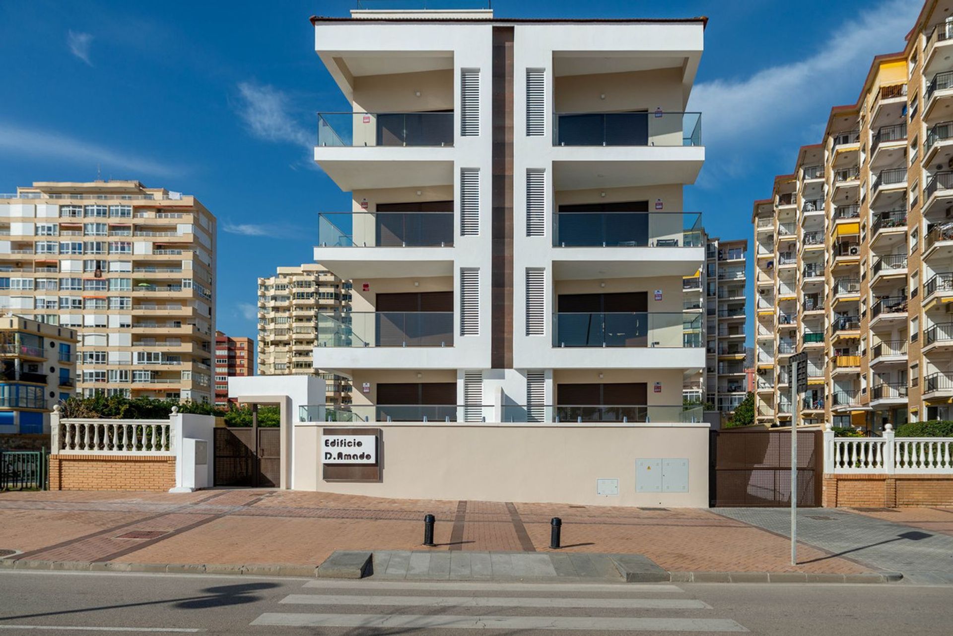 Condominio en Fuengirola, Andalucía 11397375