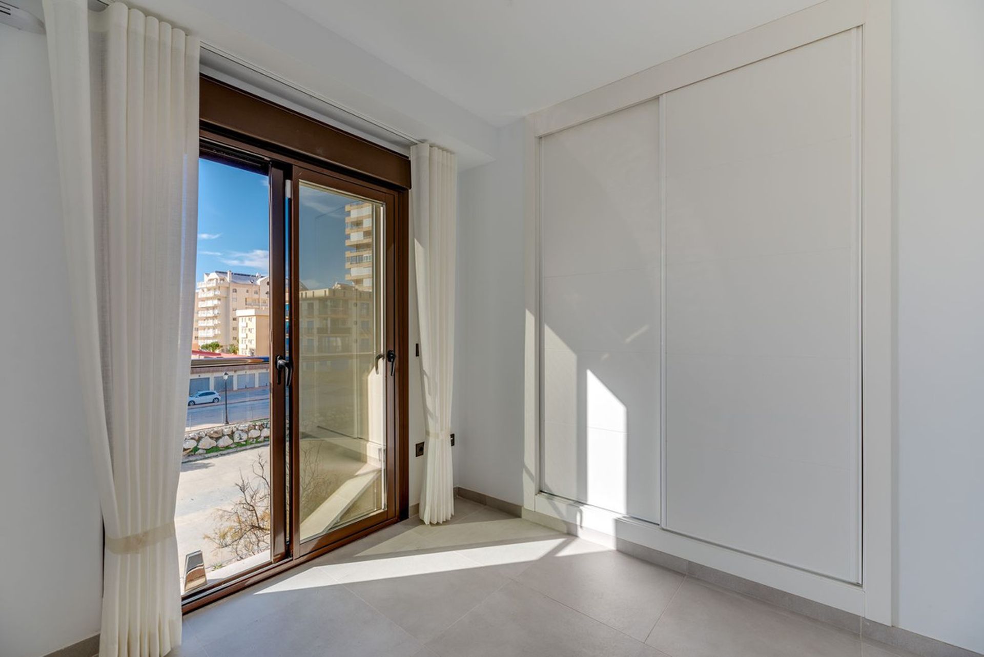 Condominio en Fuengirola, Andalucía 11397375