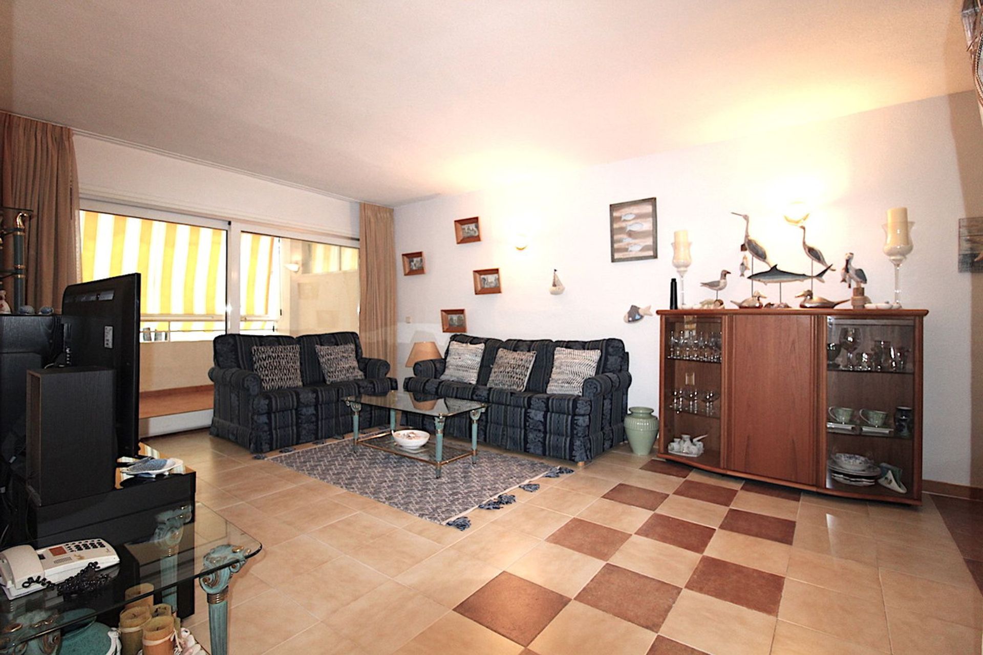 Condominium dans San Pedro de Alcántara, Andalousie 11397691